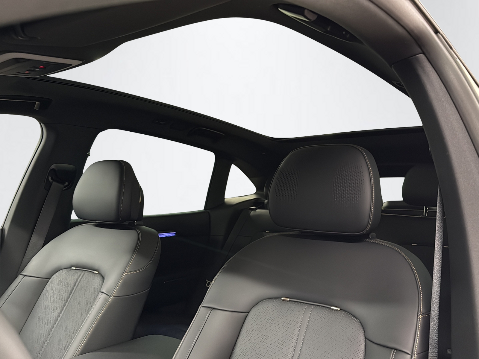 ZEEKR 7X Privilege AWD-image-16