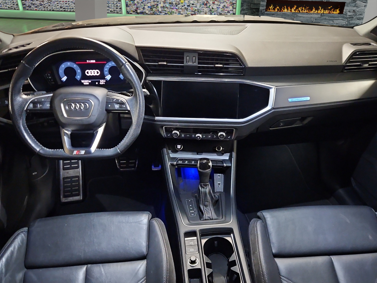 AUDI Q3 Sportback 40 TDI Attraction quattro S-tronic-image-7