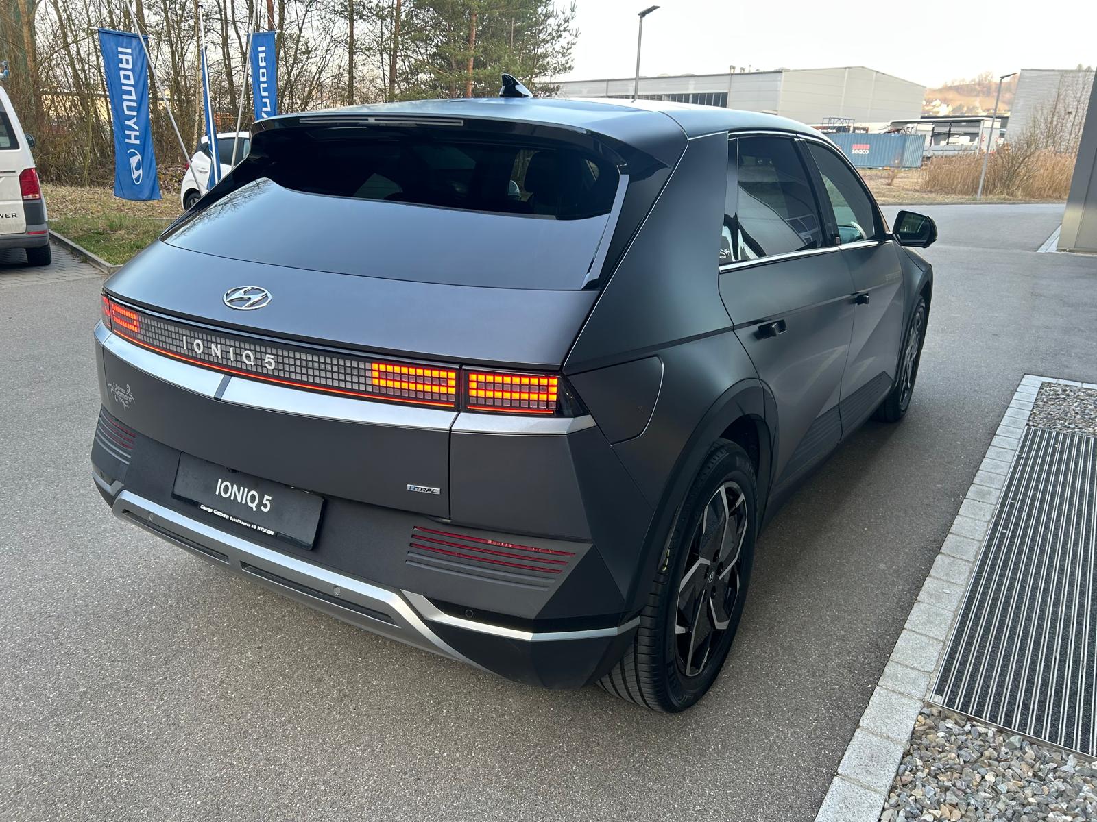 HYUNDAI Ioniq 5 77kWh Vertex 4WD-image-6