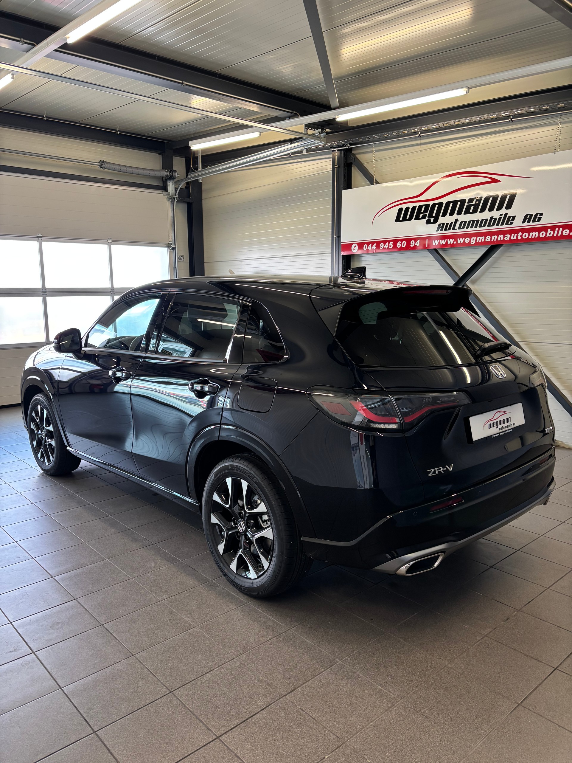 HONDA ZR-V 2.0i MMD Hybrid Advance Automatic-image-5