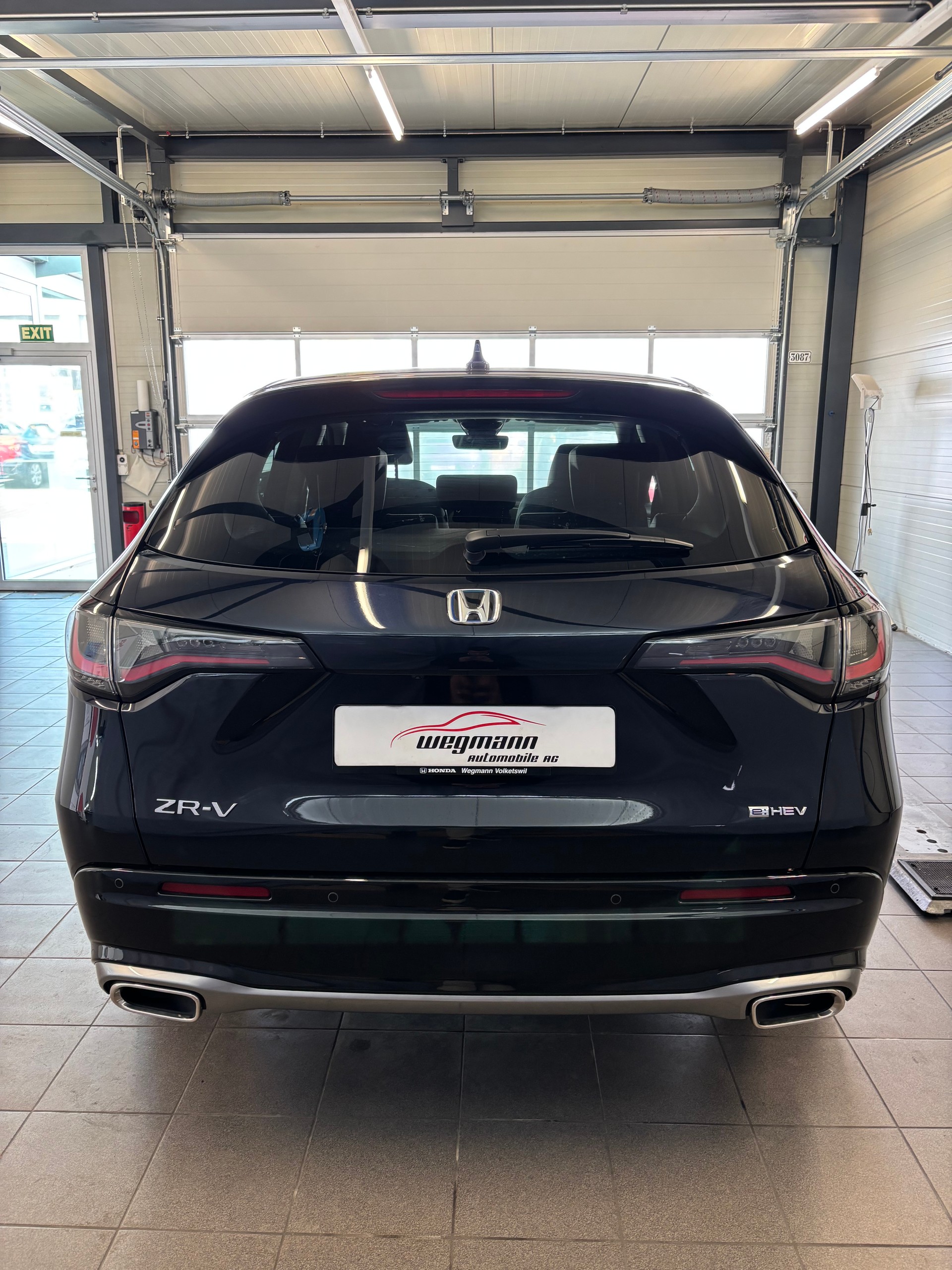 HONDA ZR-V 2.0i MMD Hybrid Advance Automatic-image-4