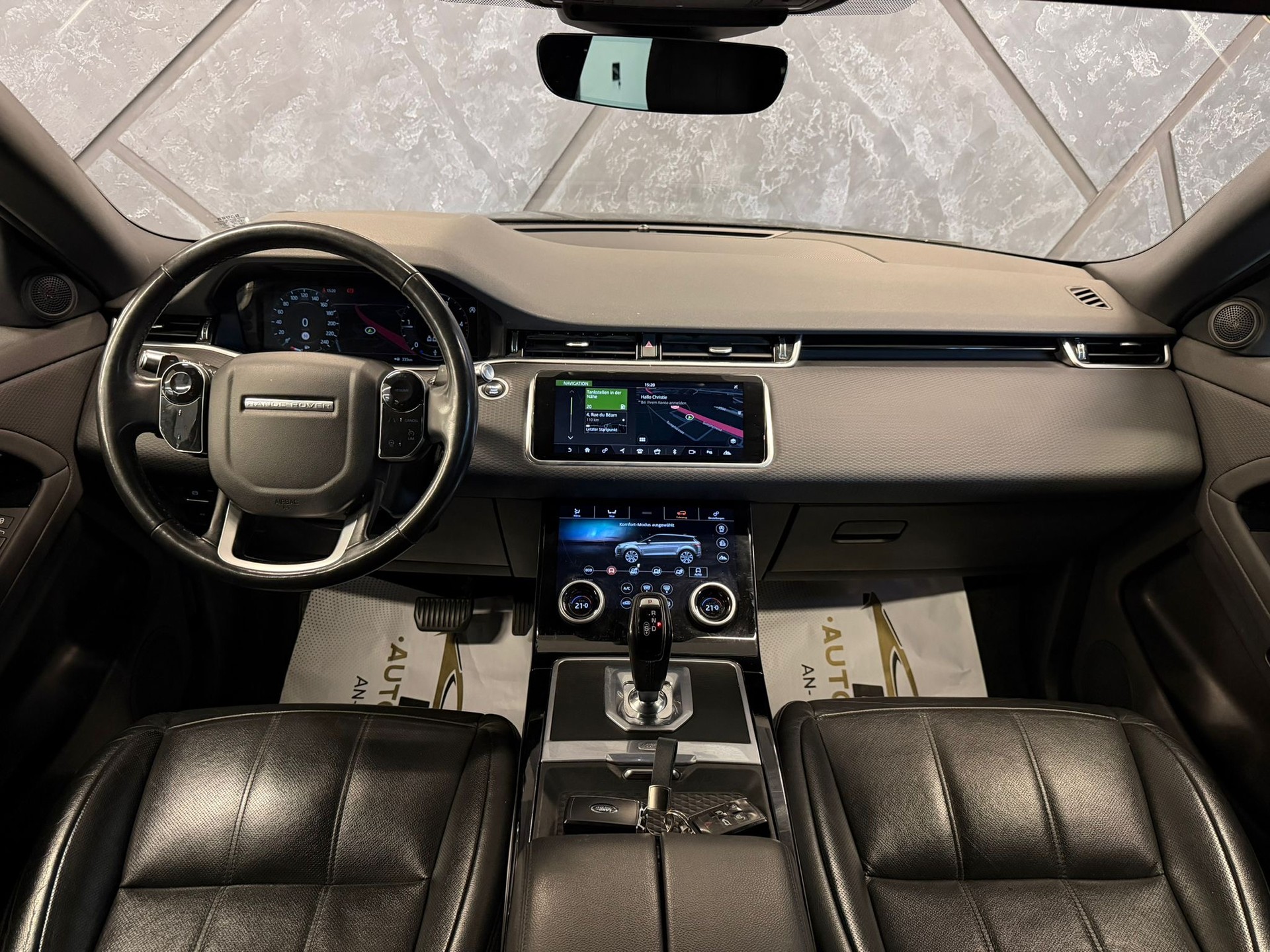 LAND ROVER Range Rover Evoque D 150 S AT9-image-8
