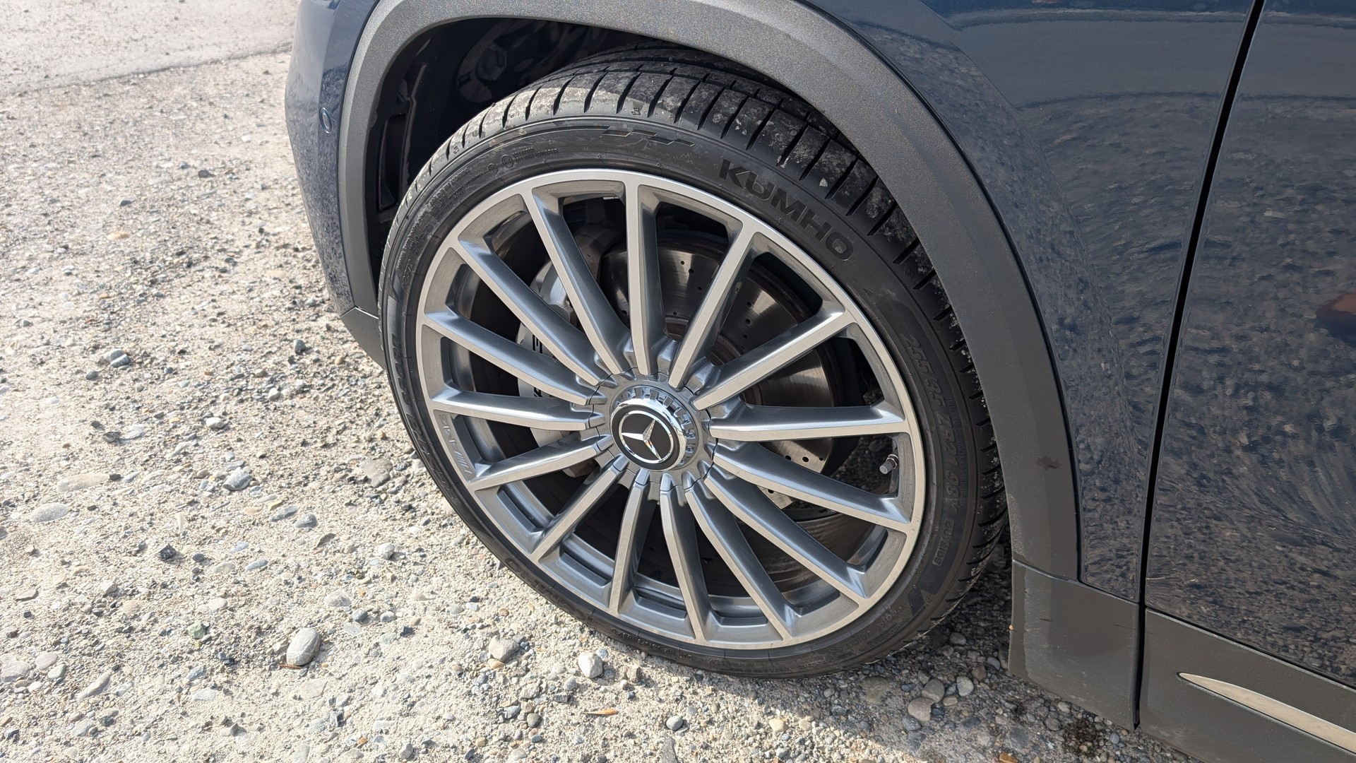 MERCEDES-BENZ GLA 35 AMG 4Matic 8G-Speedshift DCT-image-4