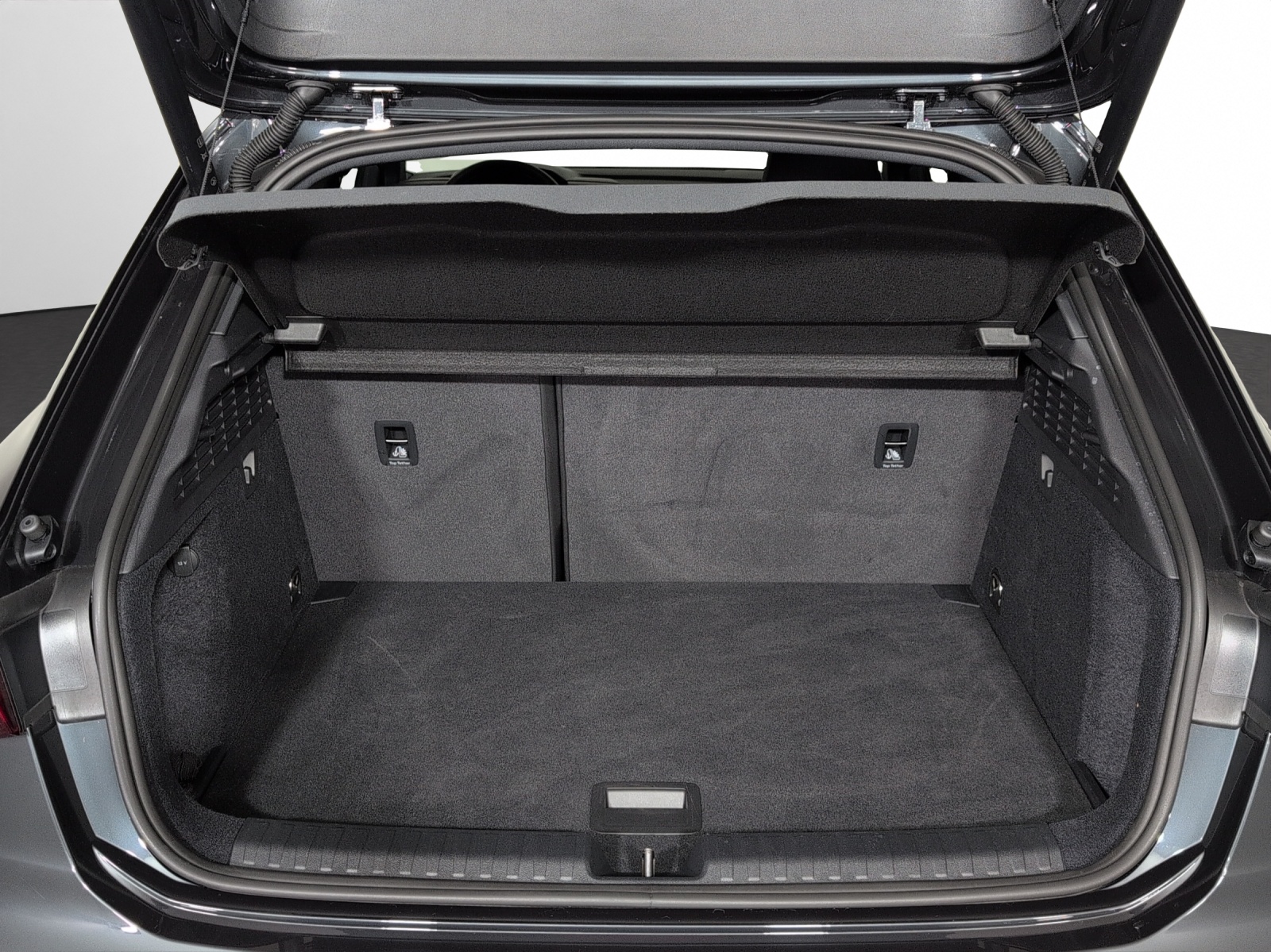 AUDI A3 Sportback 35 TFSI advanced Attraction S-tronic-image-14