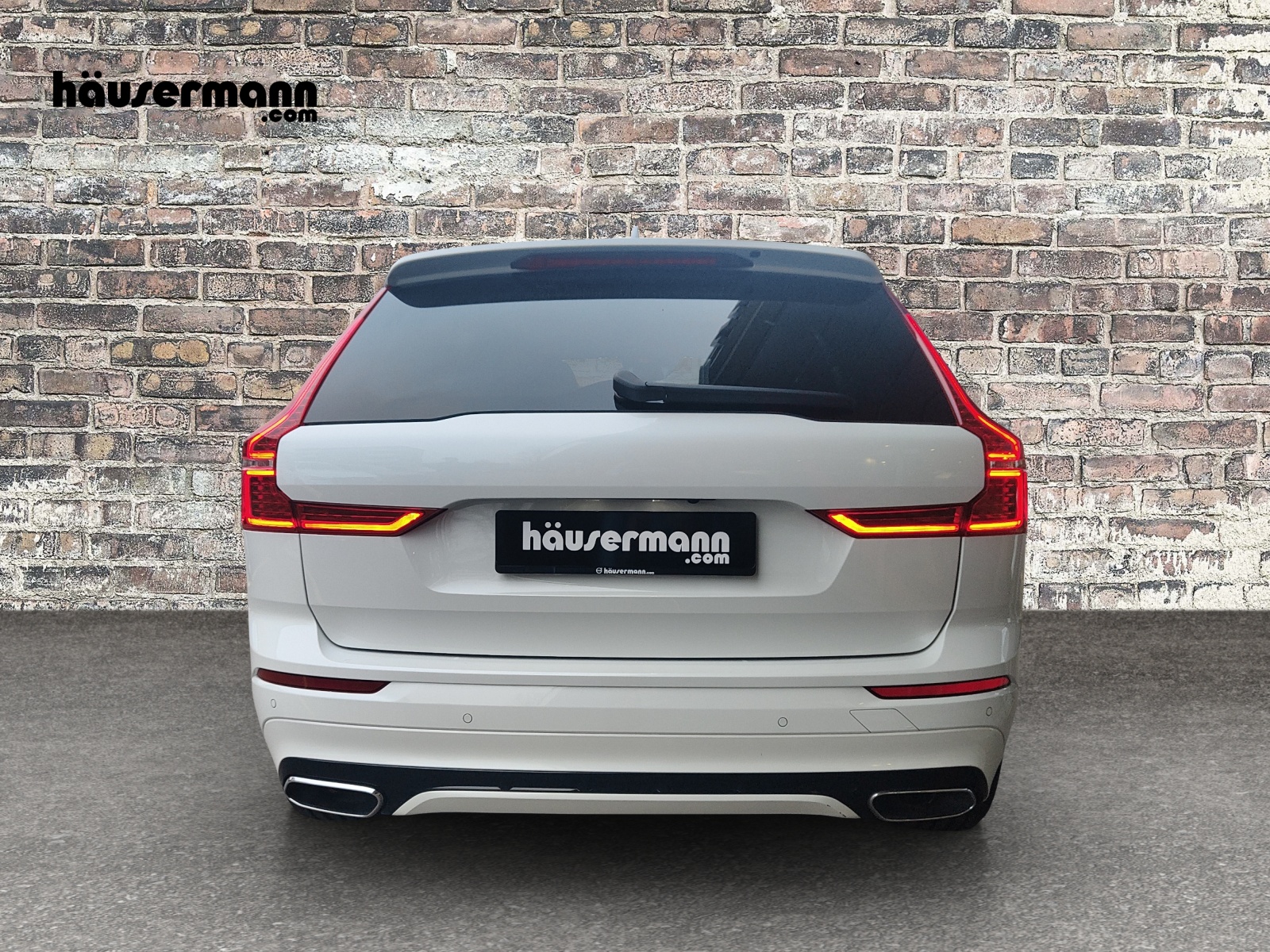 VOLVO XC60 2.0 T8 TE R-Design eAWD-image-13
