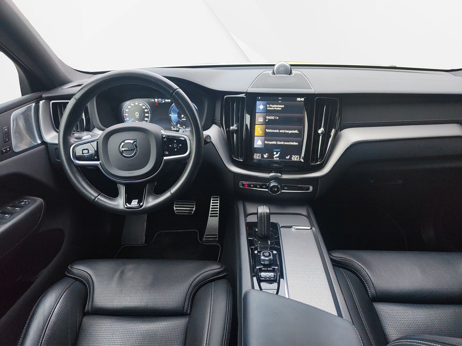 VOLVO XC60 2.0 T8 TE R-Design eAWD-image-5