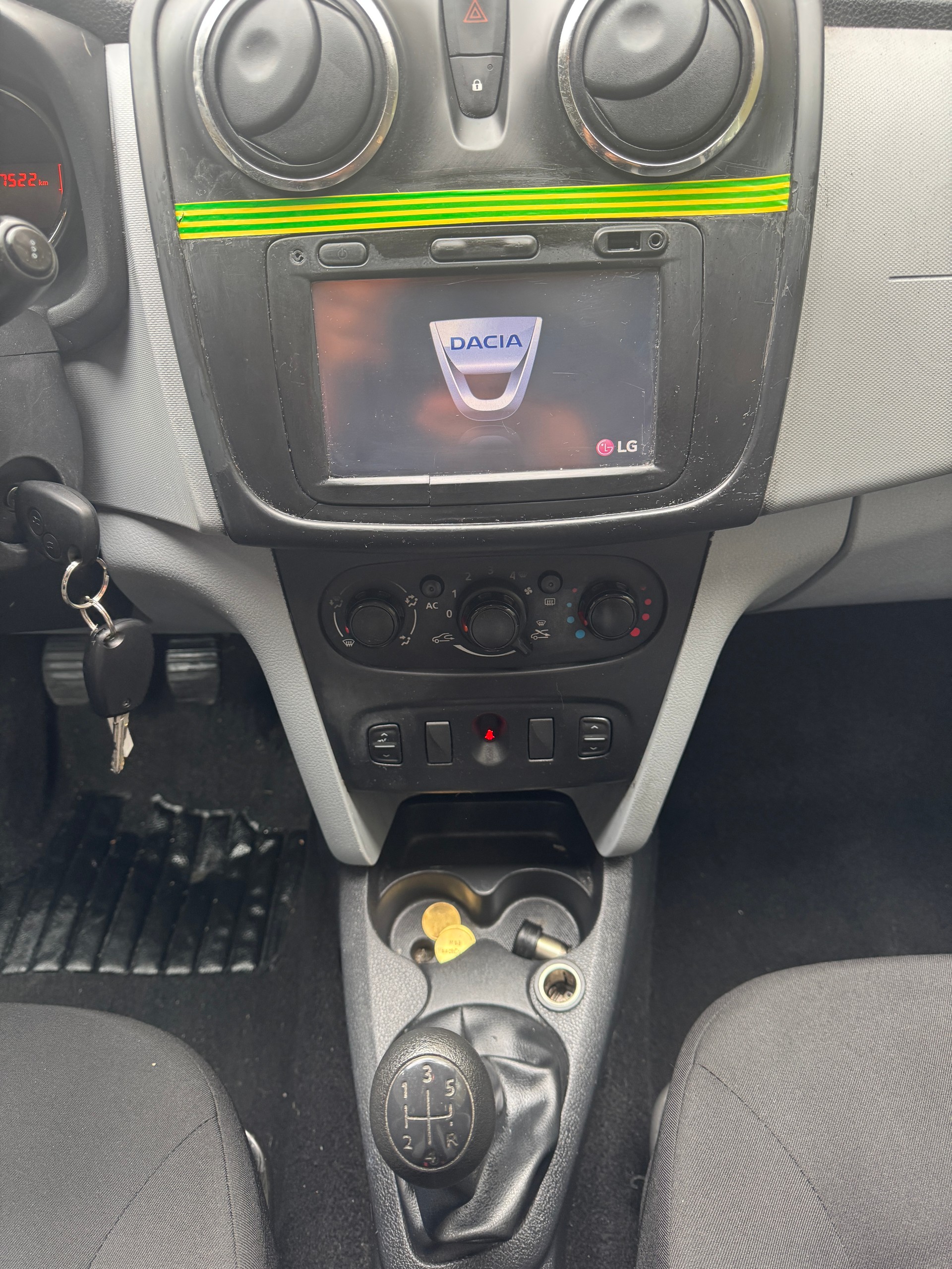 DACIA Sandero 1.2 Ambiance-image-9