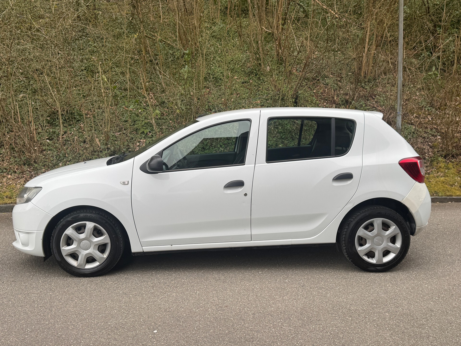 DACIA Sandero 1.2 Ambiance-image-13
