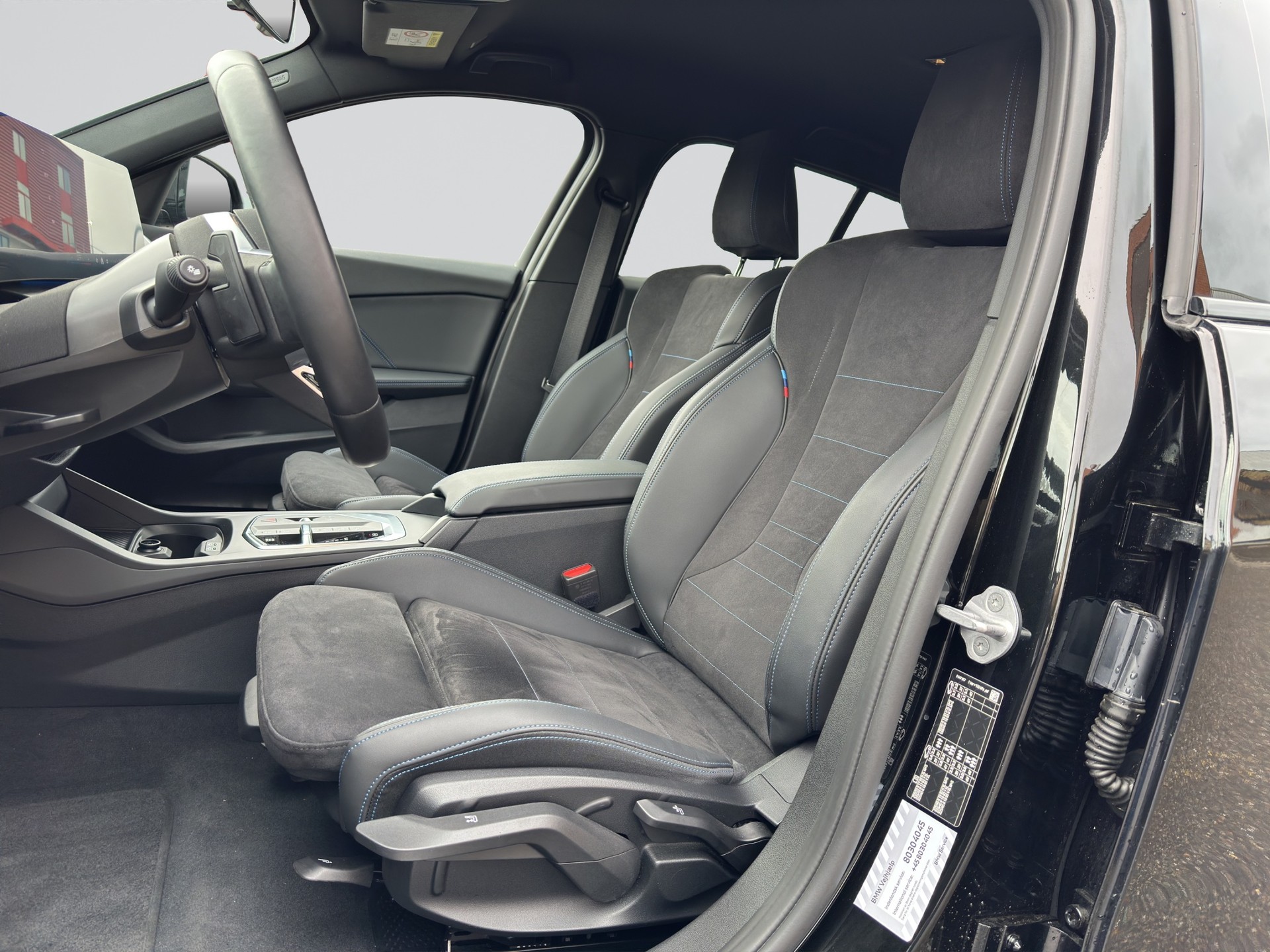 BMW 120 M Sport Steptronic-image-5