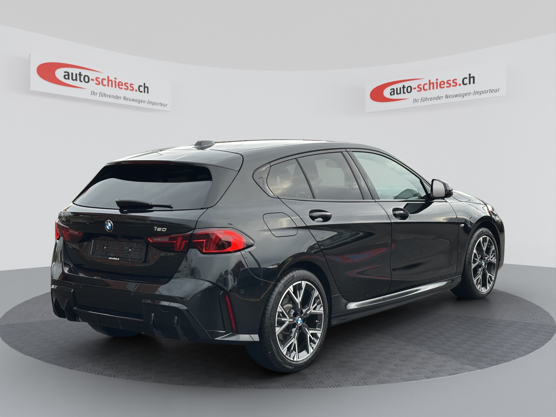 BMW 120 M Sport Steptronic-image-4