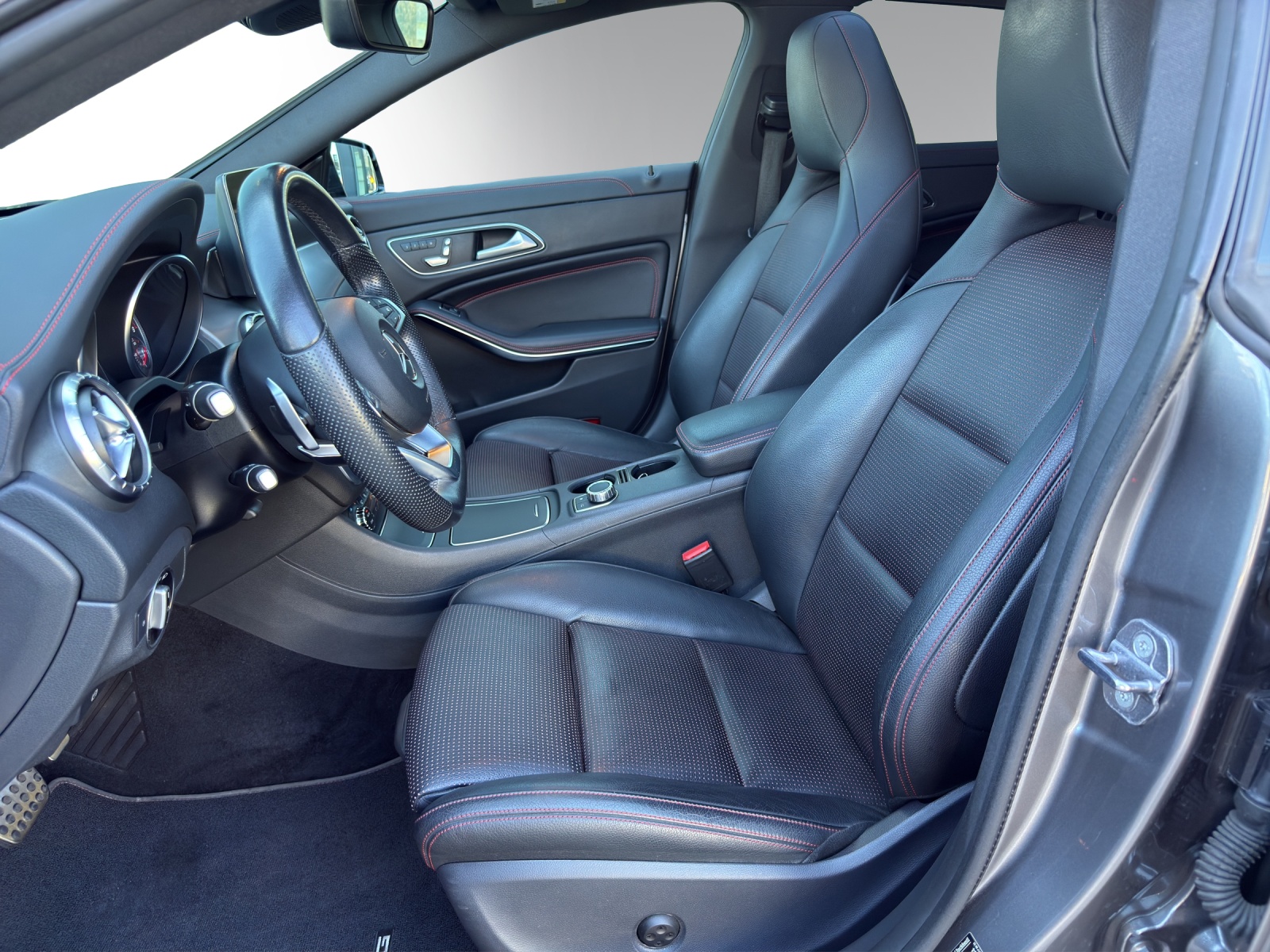 Image MERCEDES-BENZ CLA-200 CLA 200 AMG Line