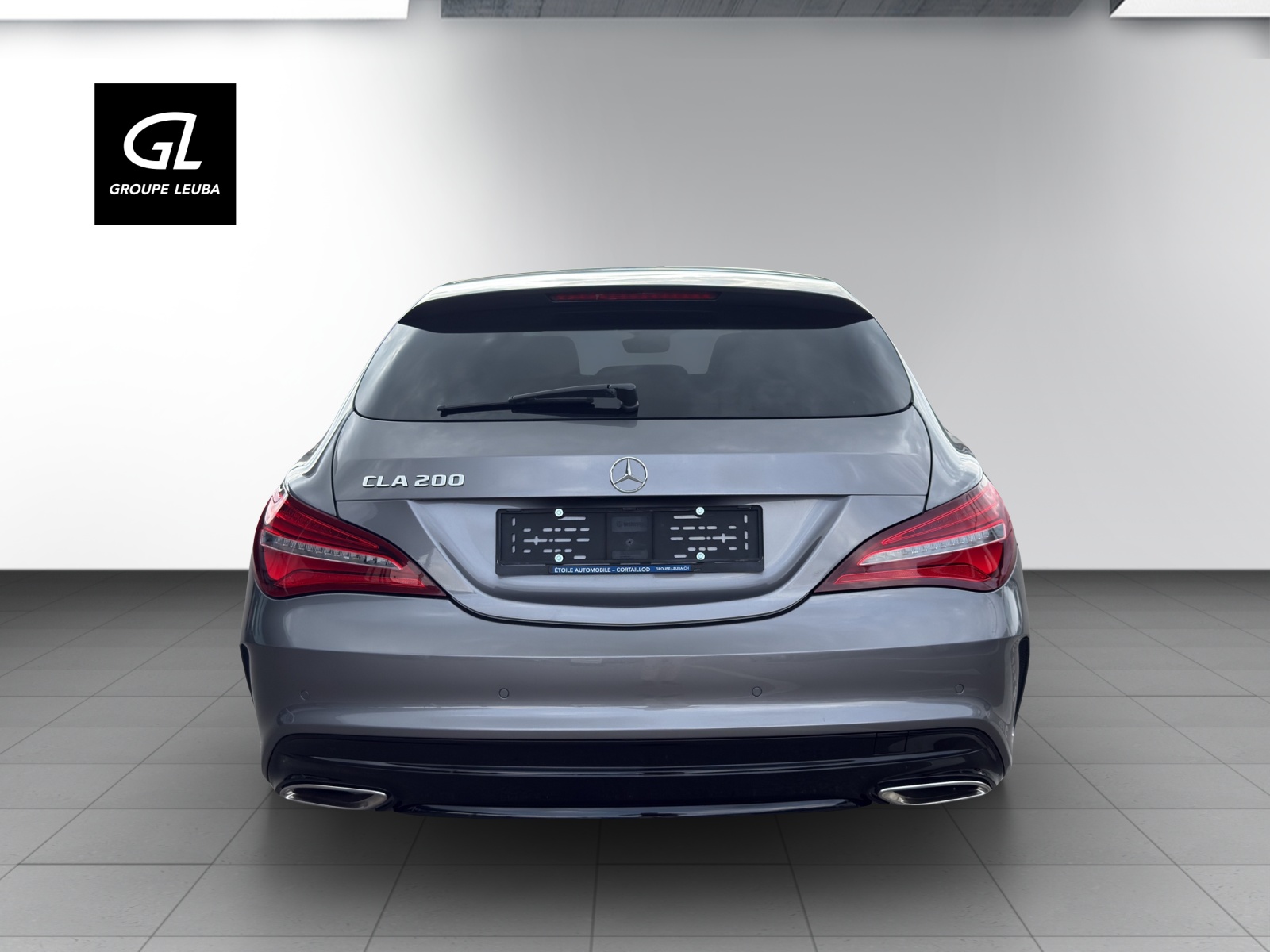 MERCEDES-BENZ CLA 200 AMG Line-image-4