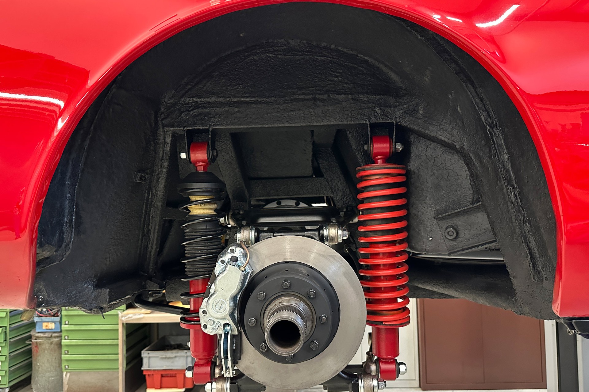 FERRARI 365 GT 2+2-image-14
