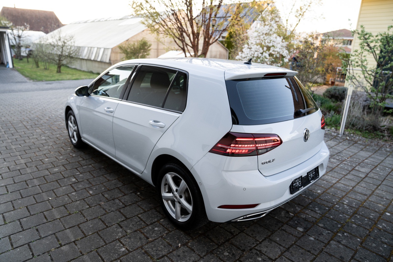 VW Golf 1.5 TSI EVO Comfortline DSG-image-4