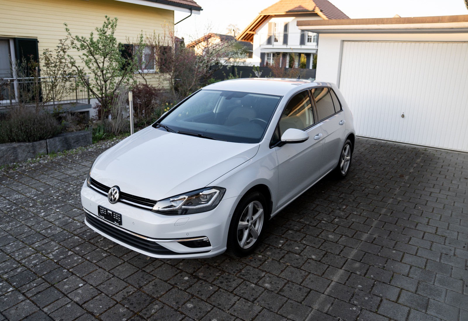 VW Golf 1.5 TSI EVO Comfortline DSG-image-3