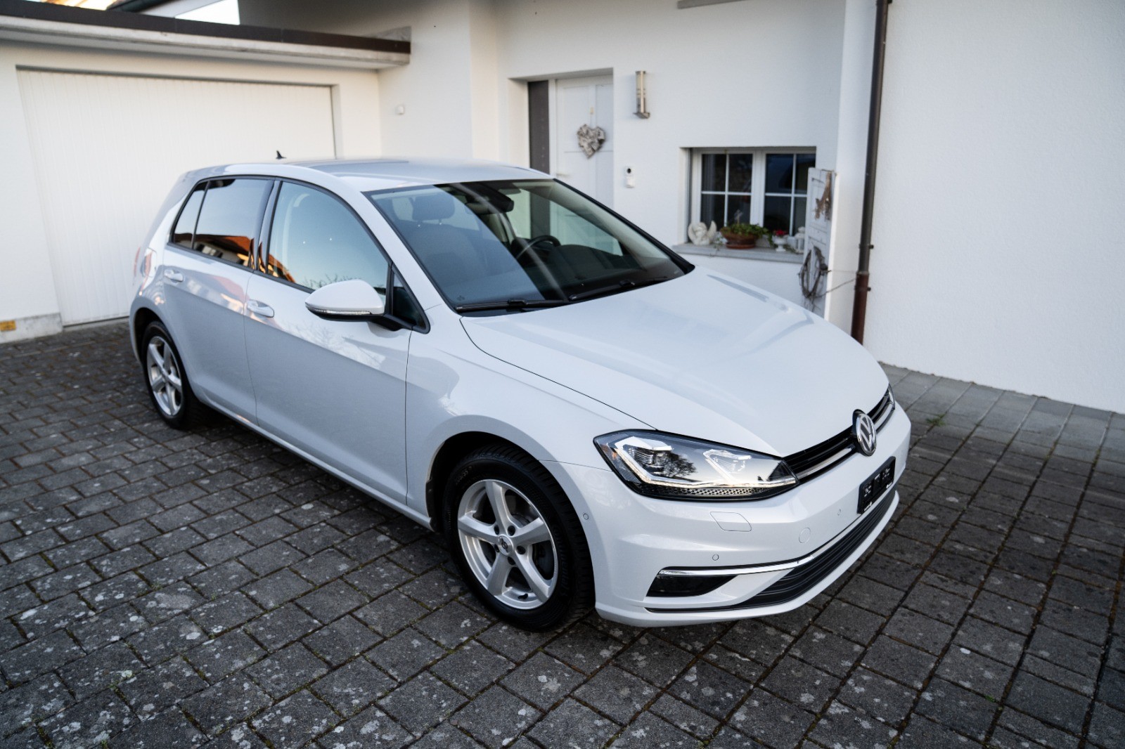 VW Golf 1.5 TSI EVO Comfortline DSG-image-2