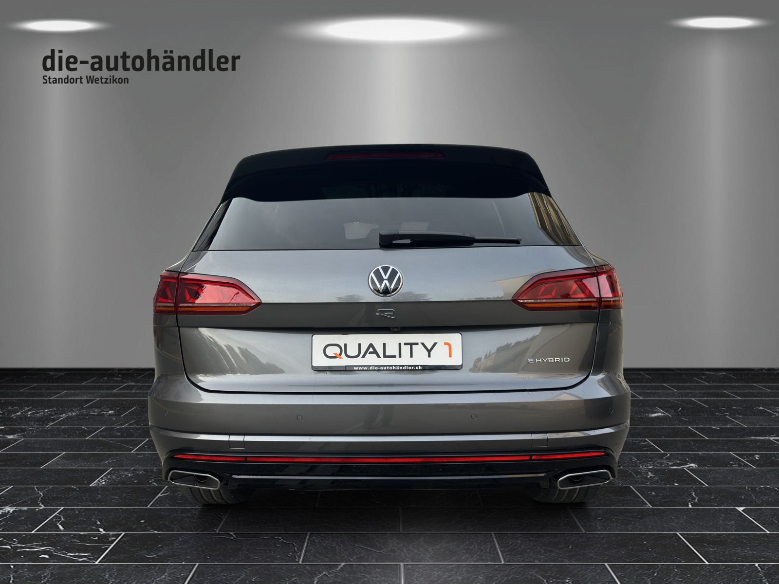 VW Touareg 3.0 TSI eHybrid R Tiptronic-image-4