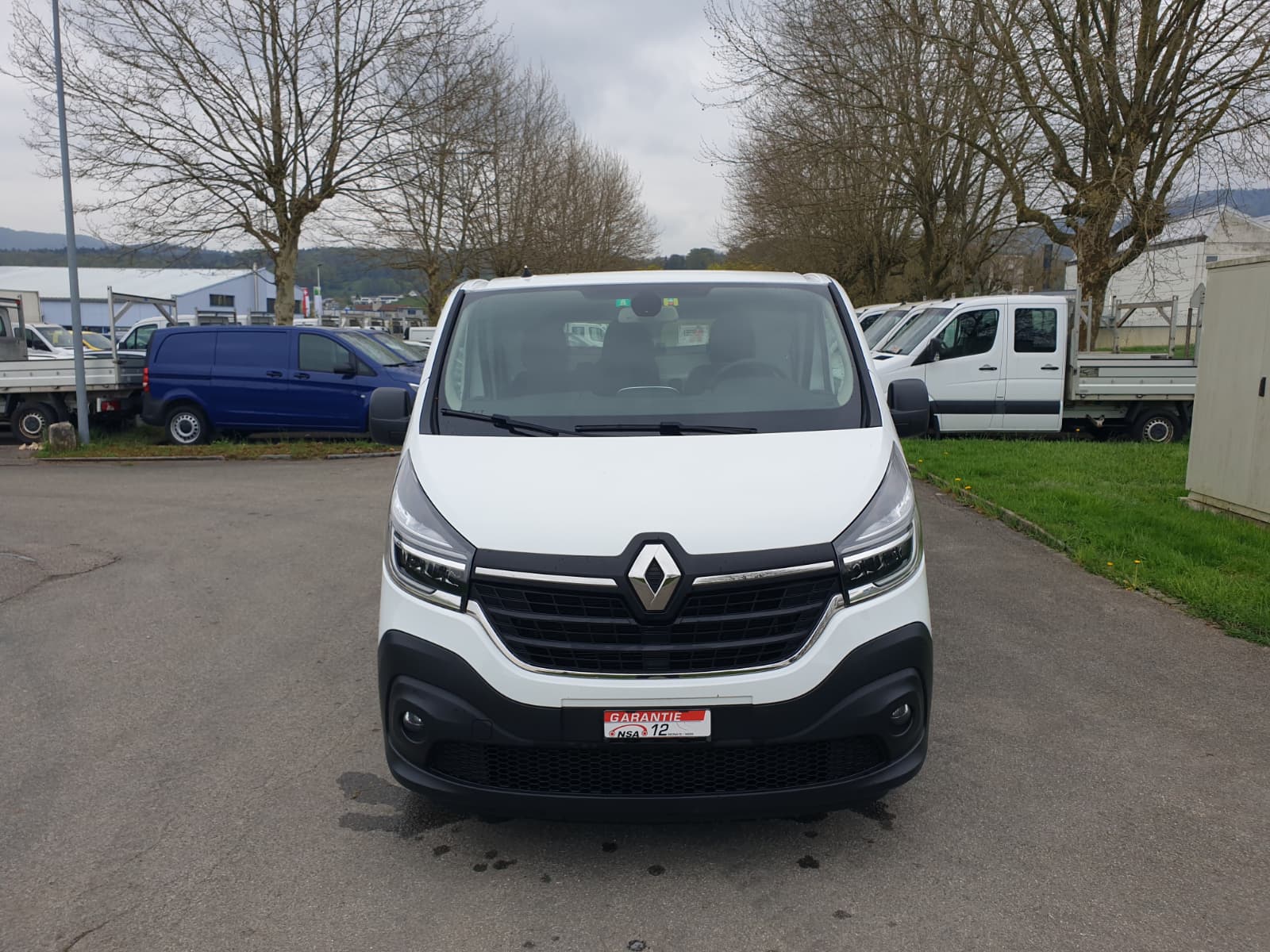 RENAULT Trafic 2.0 Energy dCi 120 3.0t Business L1H1 * 03x Sitze * Navi * LED * Klimaanlage * Tempomat * PDC H- RF-Kamera * Ab MFK-image-1