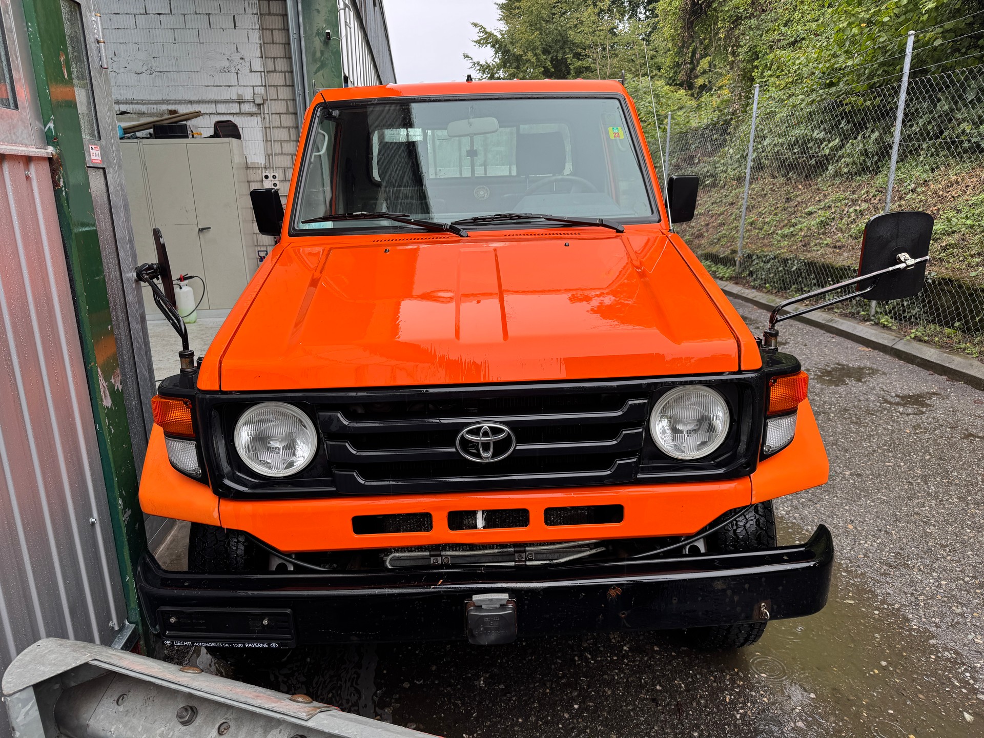 TOYOTA Landcruiser 400 4.2D-image-1