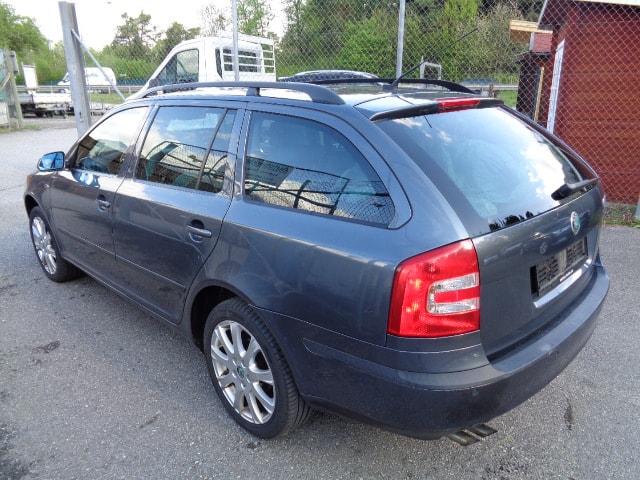 SKODA Octavia 2.0 TDI Laurin & Klement 4x4-image-4