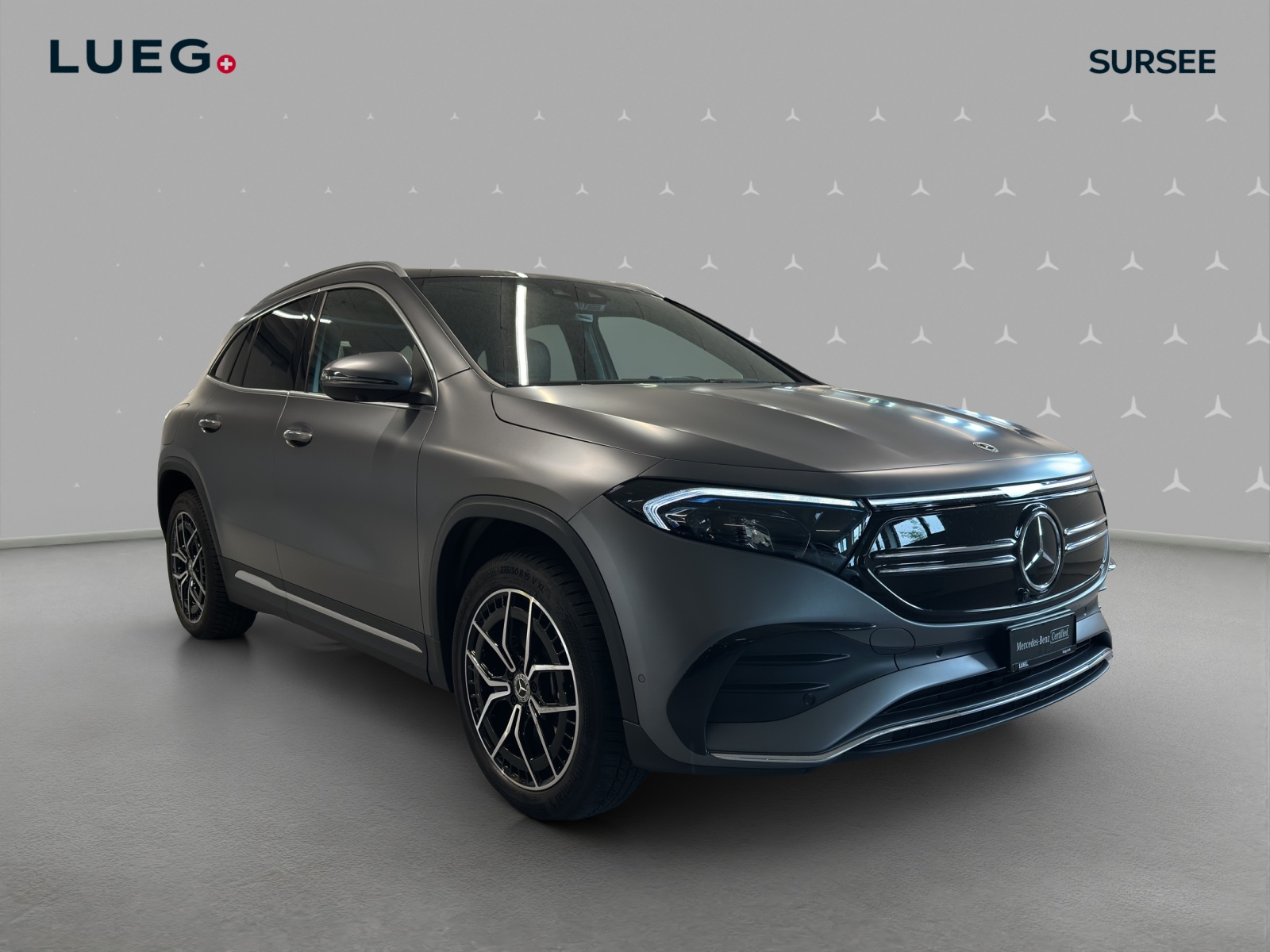 MERCEDES-BENZ EQA 350 AMG Line 4Matic-image-4