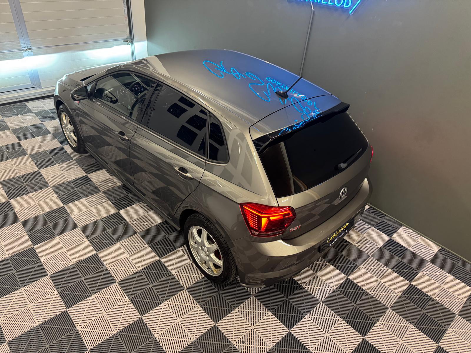 VW Polo 2.0 TSI GTI DSG-image-2
