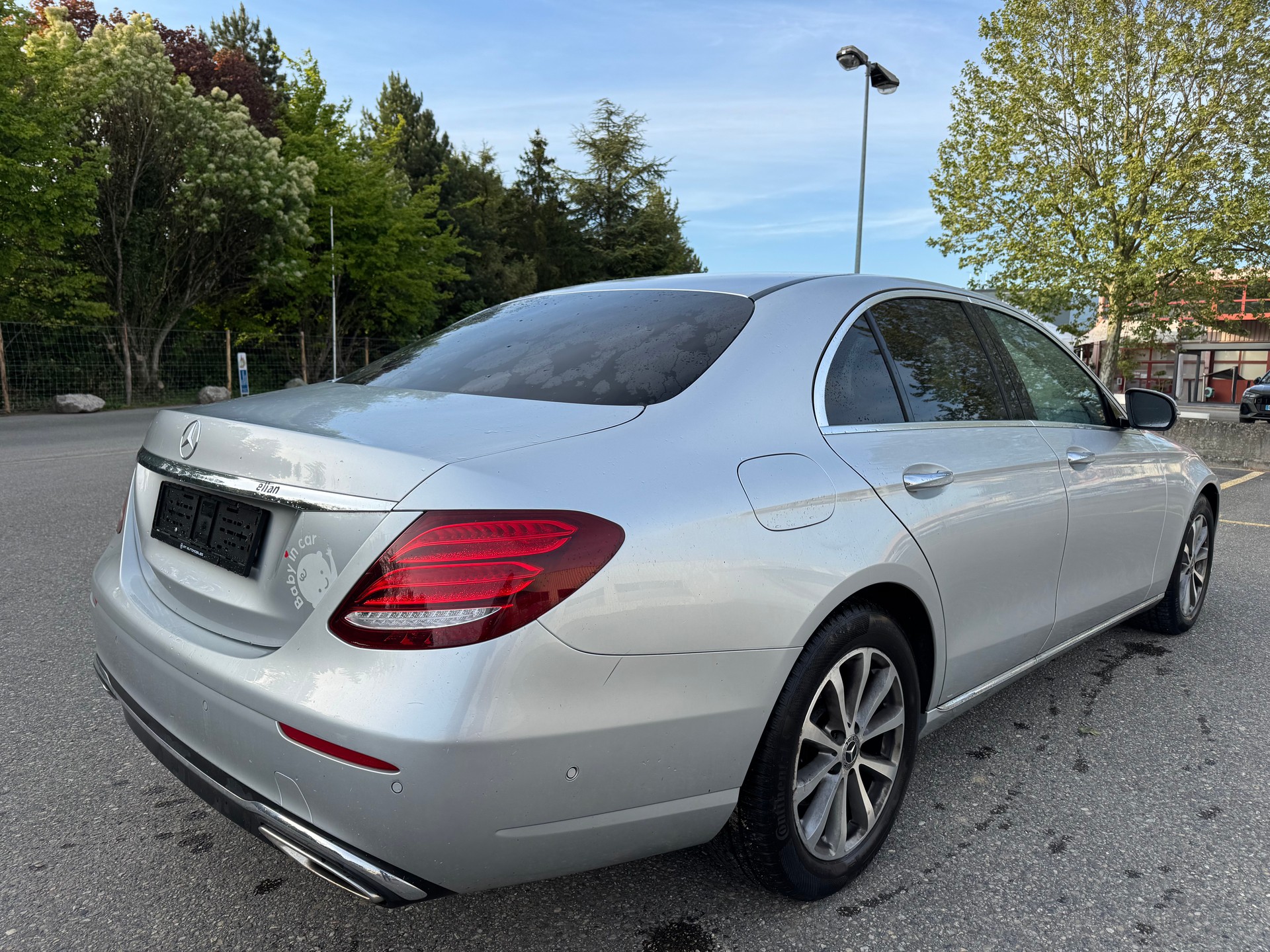 MERCEDES-BENZ E 200 Avantgarde 4Matic 9G-Tronic-image-6