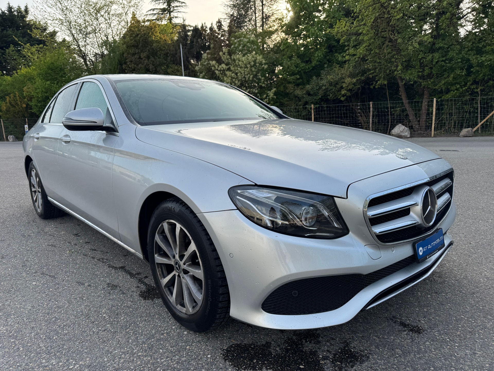 MERCEDES-BENZ E 200 Avantgarde 4Matic 9G-Tronic-image-4
