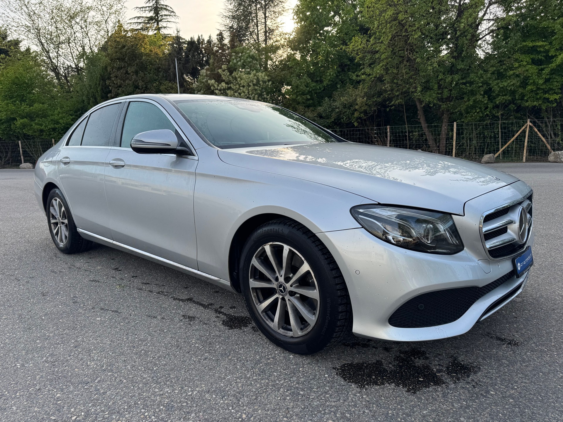 MERCEDES-BENZ E 200 Avantgarde 4Matic 9G-Tronic-image-3