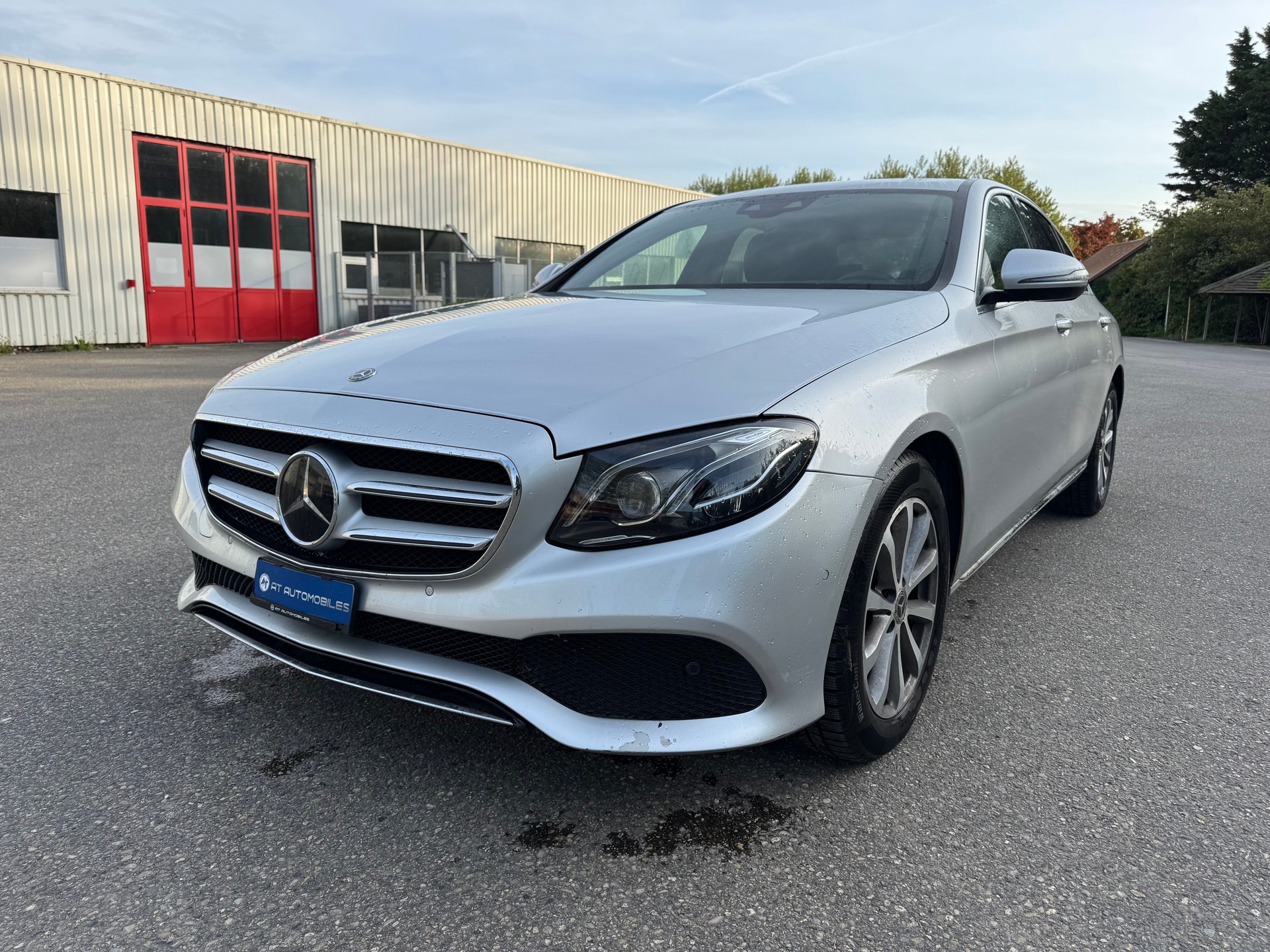 MERCEDES-BENZ E 200 Avantgarde 4Matic 9G-Tronic-image-1