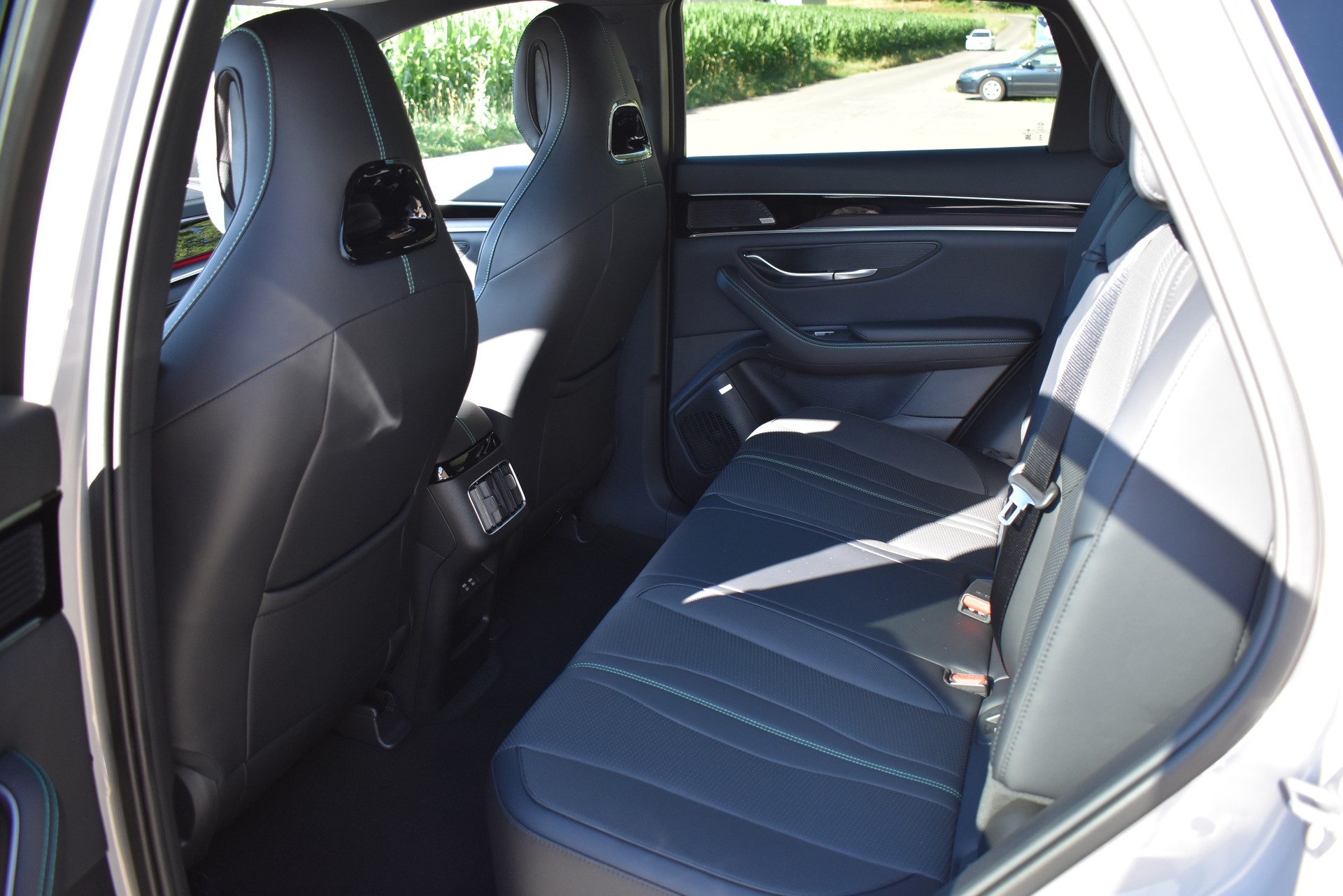 BYD Seal U DM-i Comfort-image-12