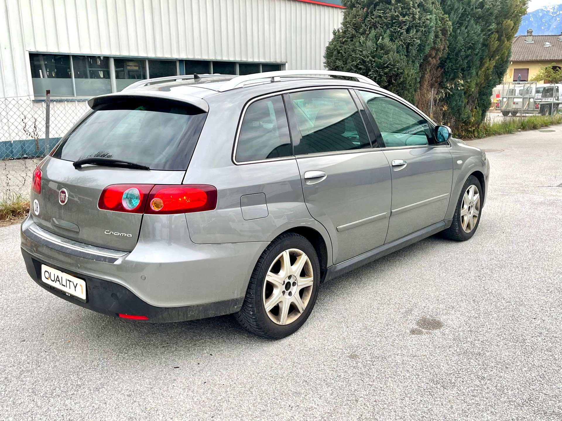 FIAT Croma 1.9 16V JTD Dynamic Automatic-image-16