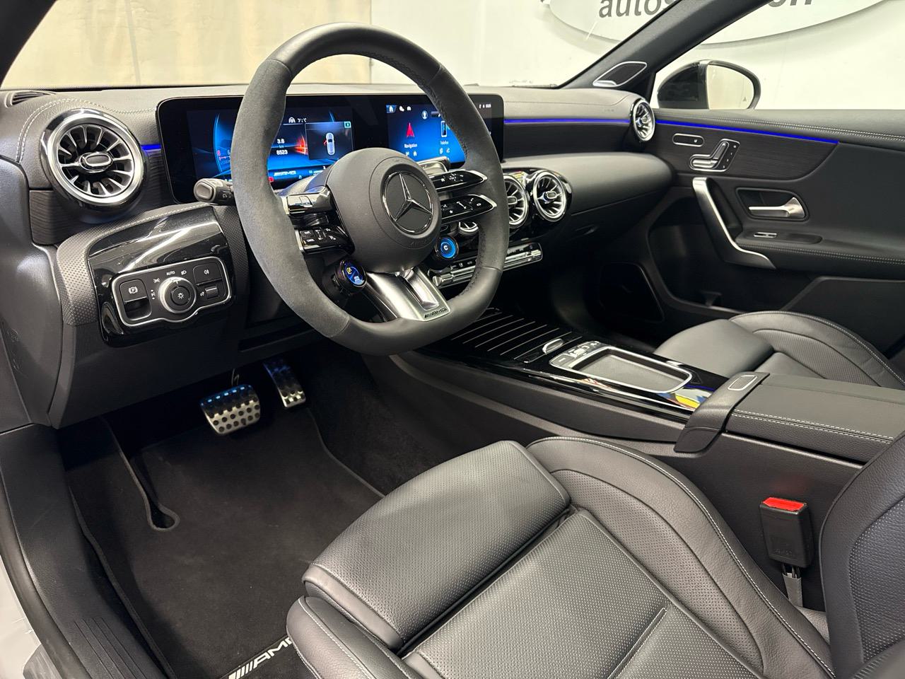 MERCEDES-BENZ A AMG 45 S 4Matic+ 8G-DCT-image-2