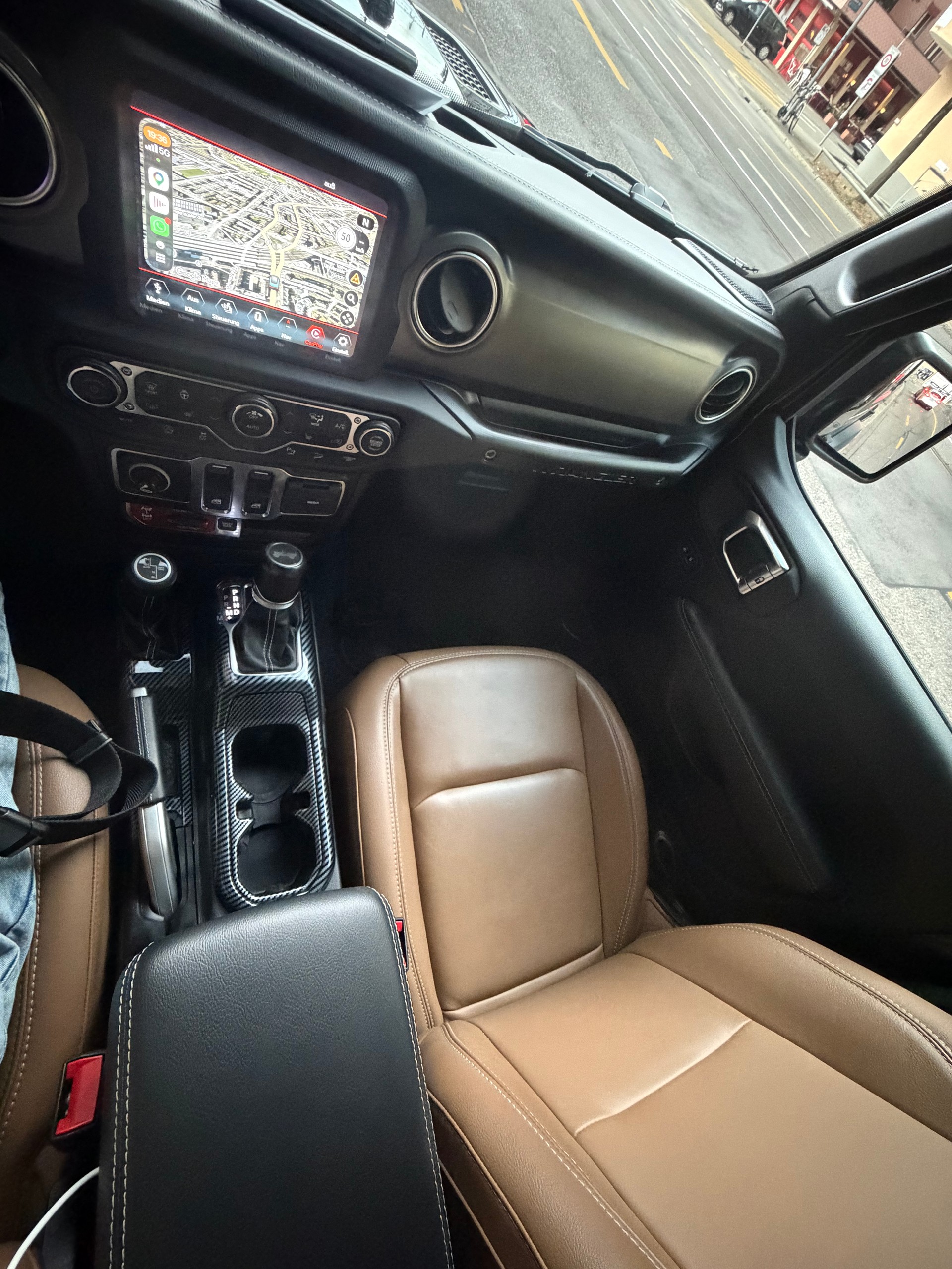 JEEP 2.0 Turbo Rubicon Unlimited-image-5