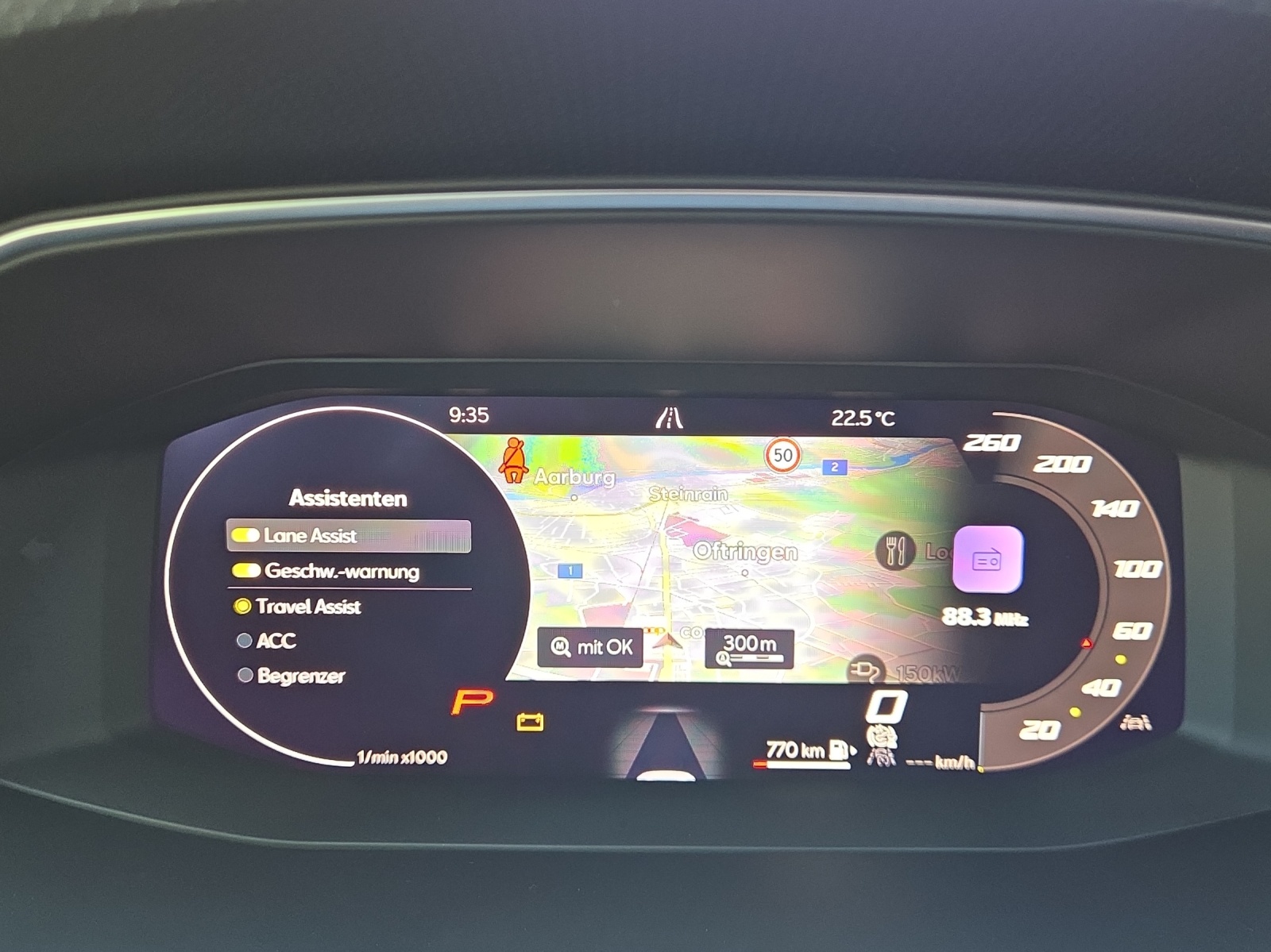 SEAT Leon 1.5 eTSI mHEV DSG FR-image-14