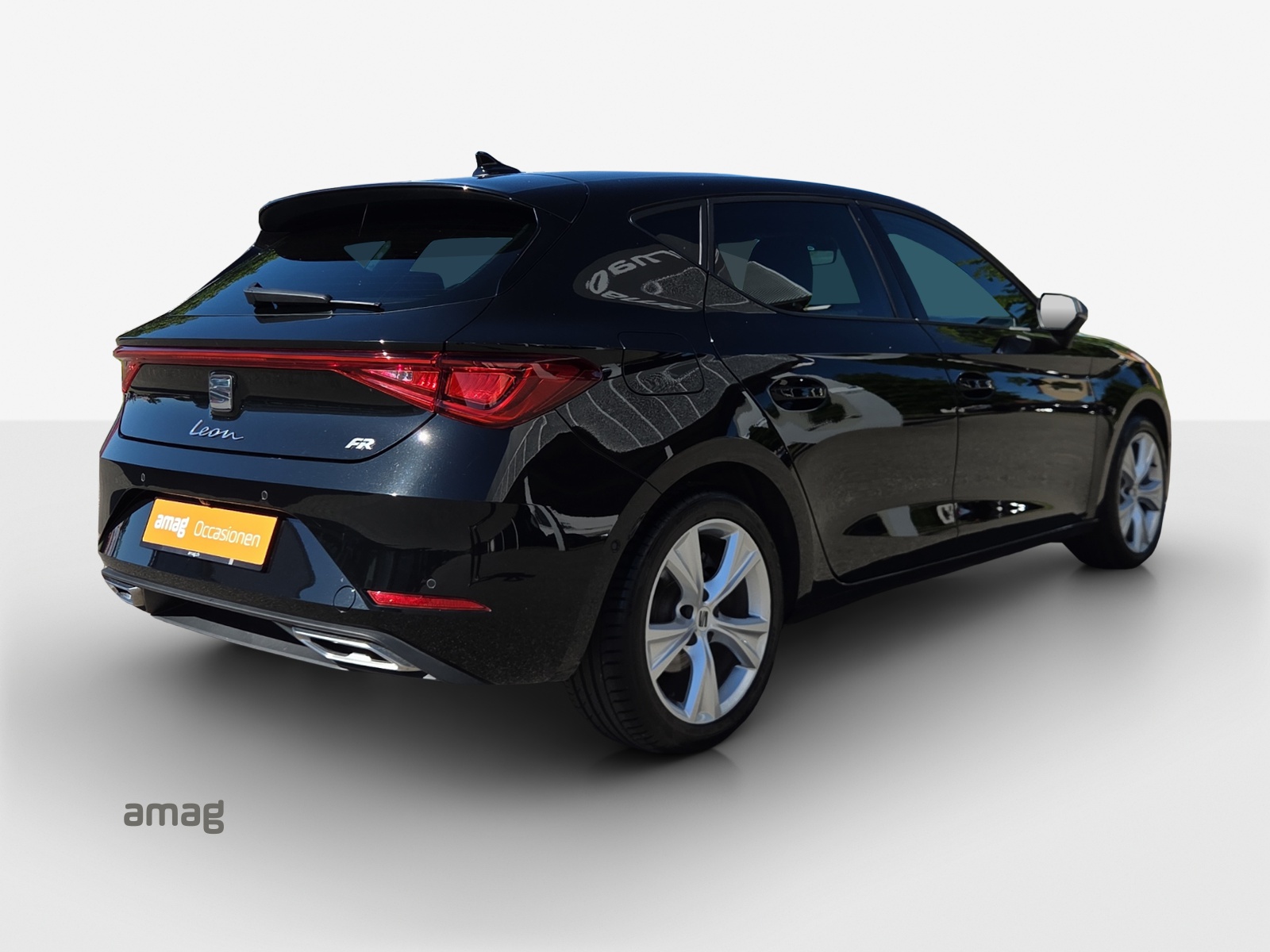 SEAT Leon 1.5 eTSI mHEV DSG FR-image-4