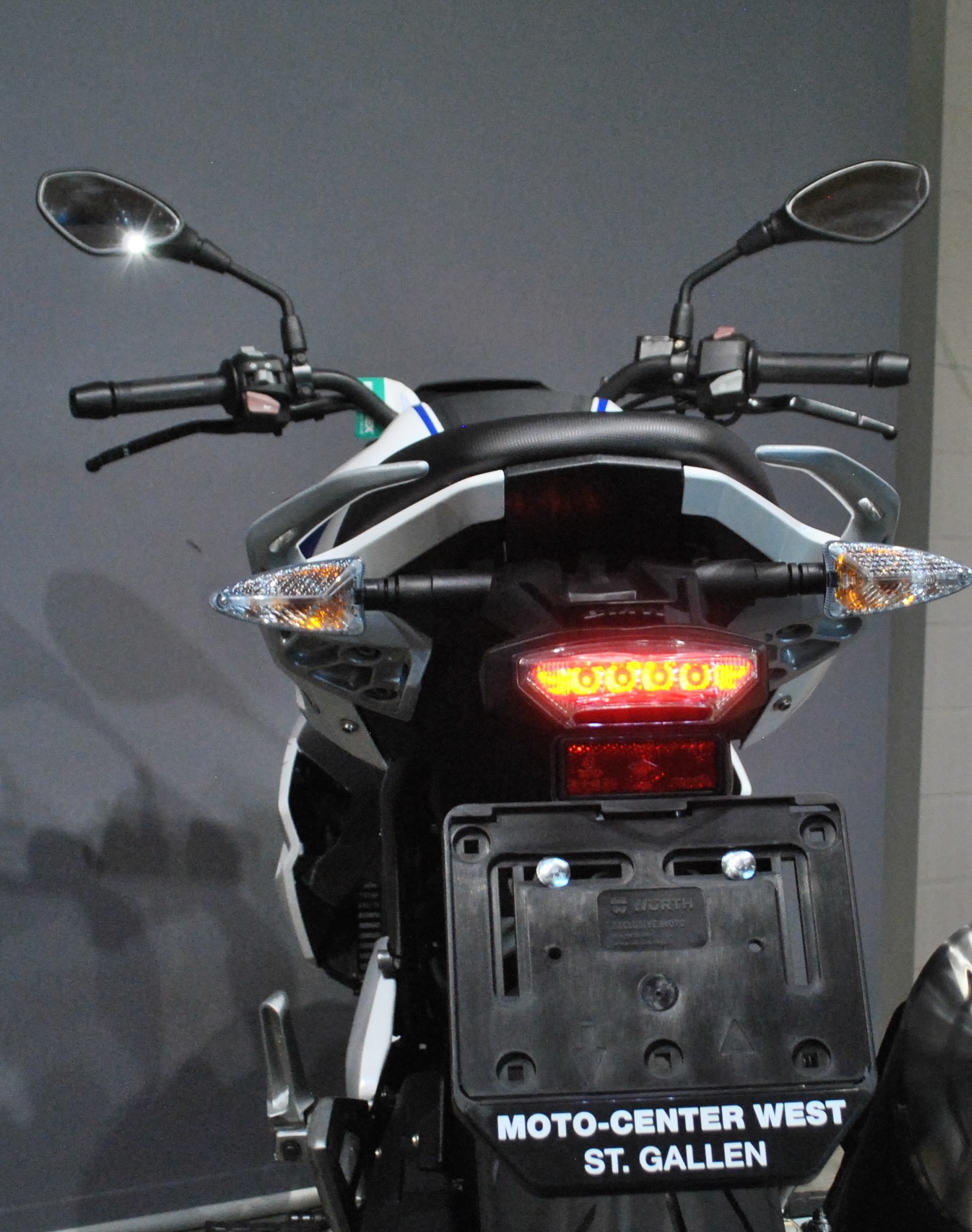 BMW G 310 R ABS-image-8