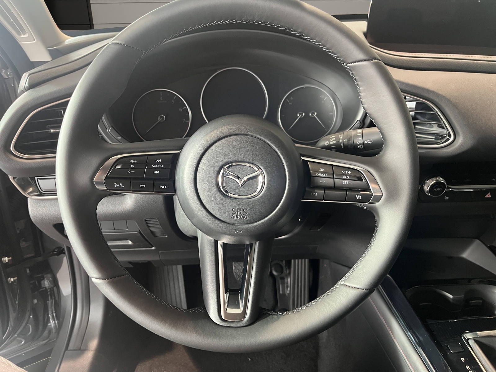MAZDA CX-30 SKYACTIV-X 186 M Hybrid Homura AWD AT-image-11