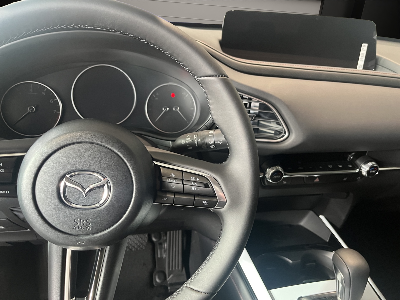 MAZDA CX-30 SKYACTIV-X 186 M Hybrid Homura AWD AT-image-9