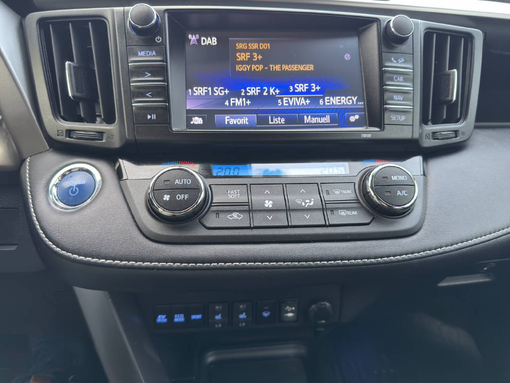 TOYOTA RAV-4 2.5 HSD Sol-image-10
