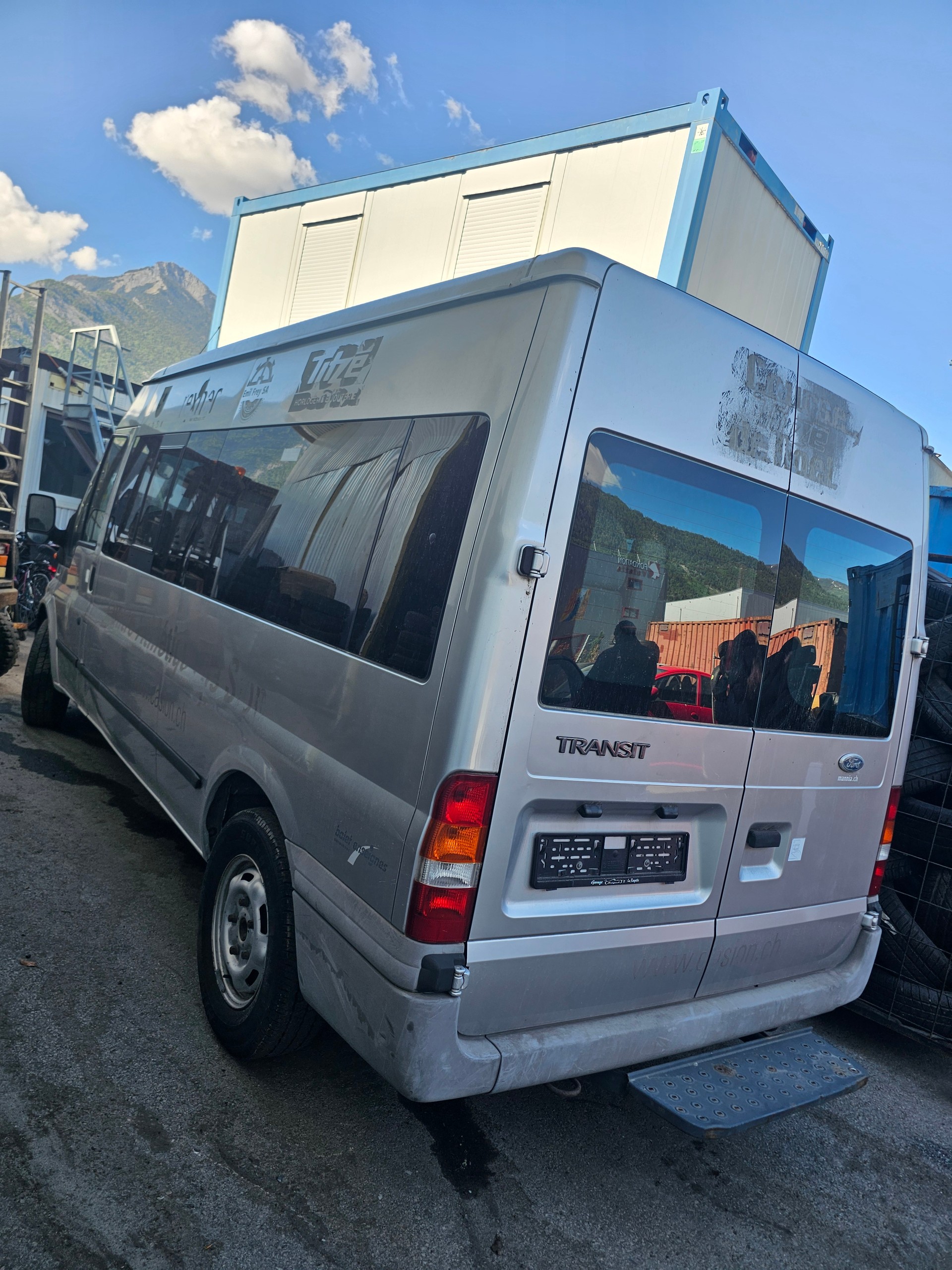 FORD Transit-image-3