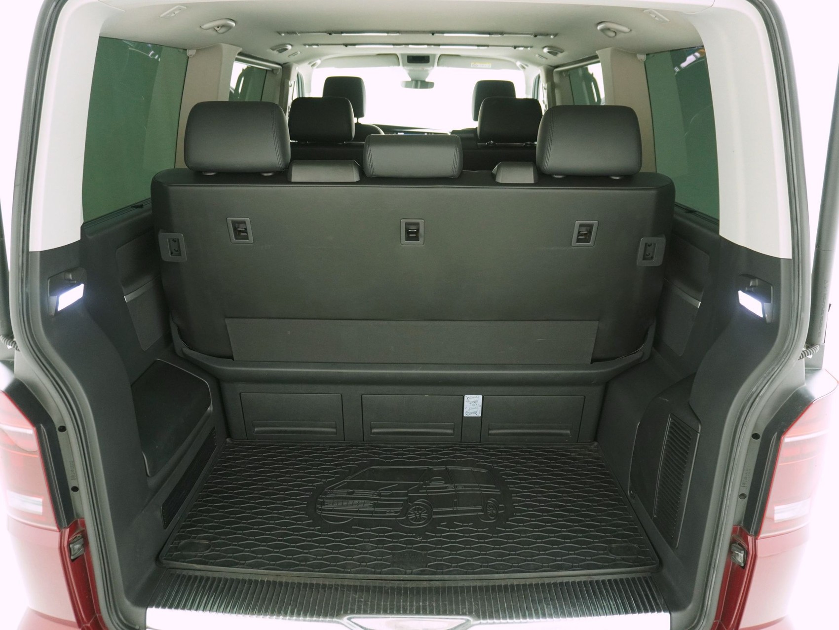VW T6.1 Multivan 2.0 TDI DSG Family 4Motion-image-16
