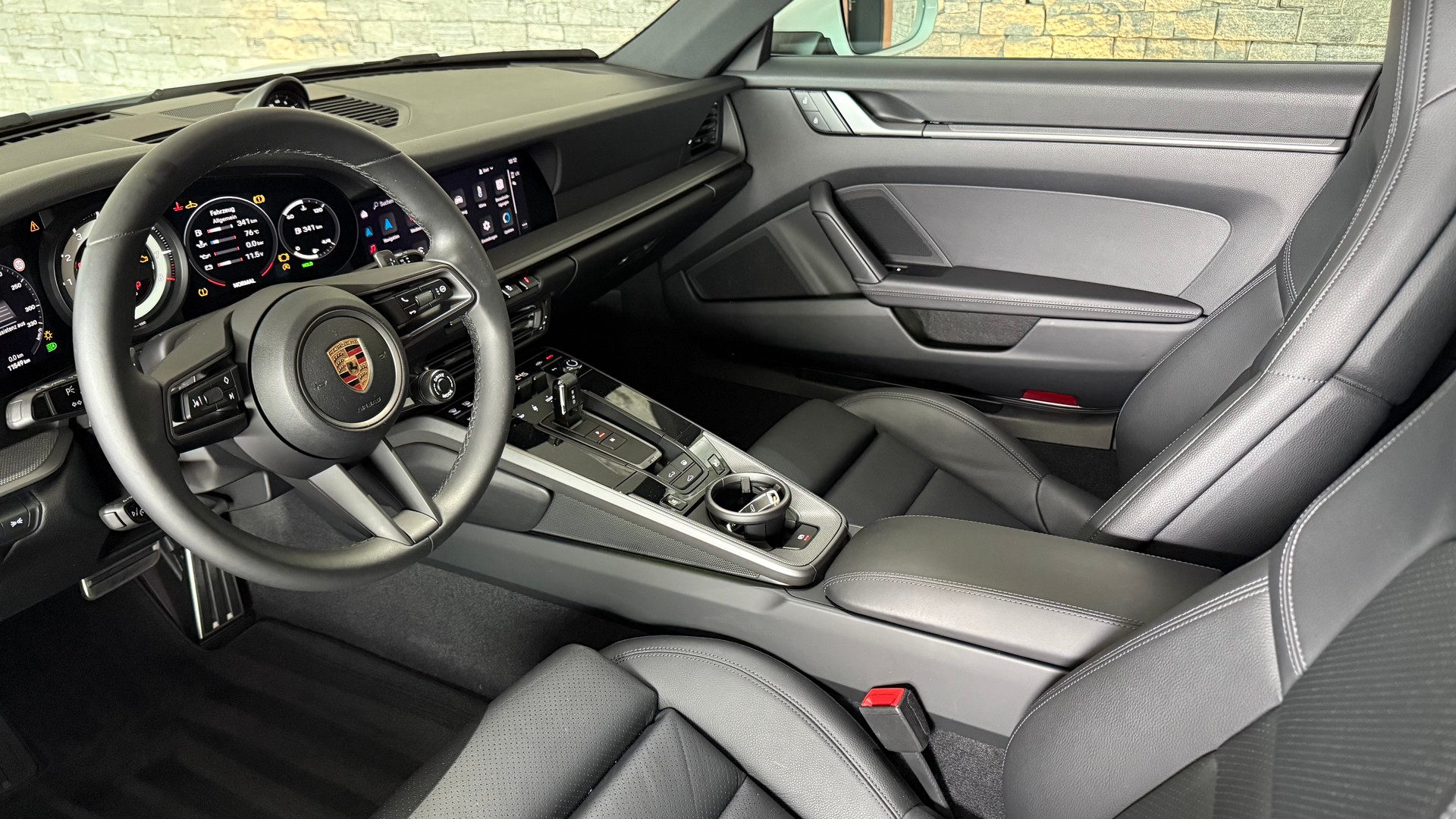 PORSCHE 911 Carrera 4S PDK Sport Design Paket-image-17