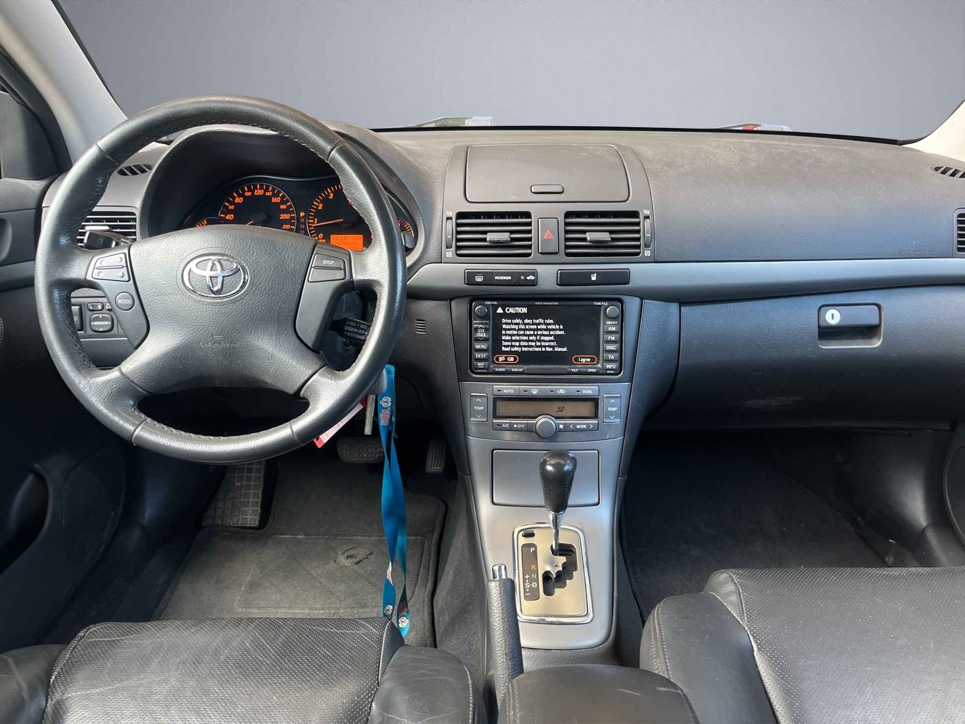 TOYOTA Avensis 2.4 D4 VVT-i Linea Sol Prem. T-Step5-image-24