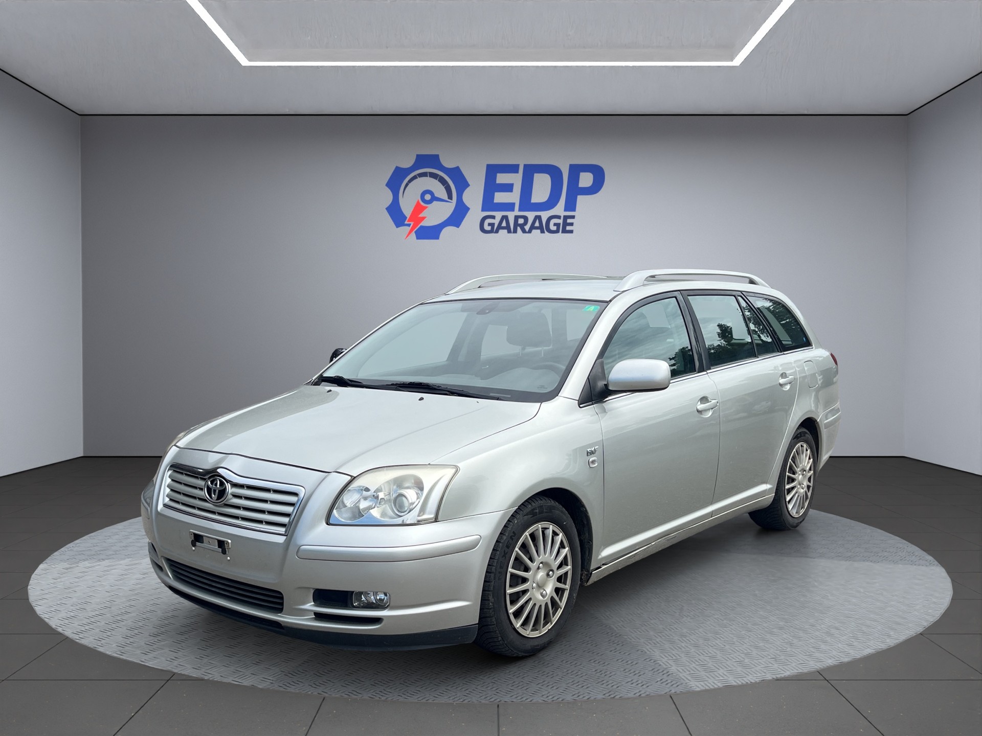 TOYOTA Avensis 2.4 D4 VVT-i Linea Sol Prem. T-Step5-showroom-element-1