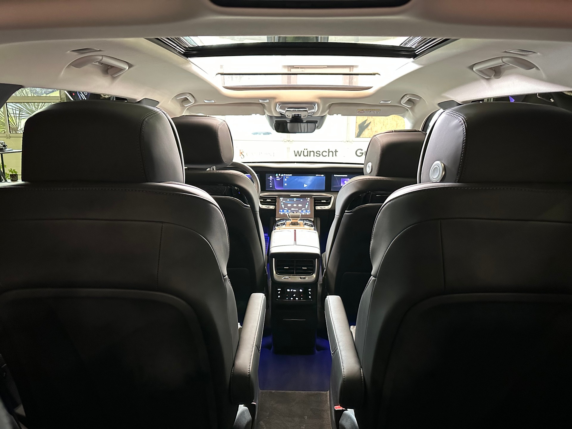 HONGQI E-HS9 Exclusive 99 kWh-image-14