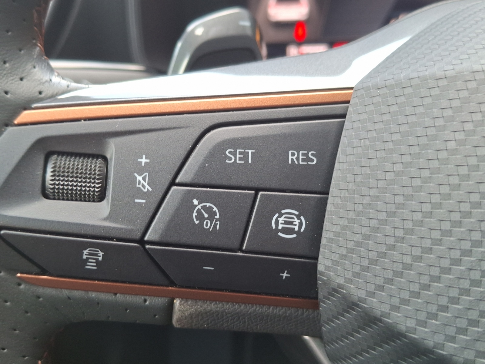 CUPRA LEON 2.0 TSI Inicio DSG-image-15