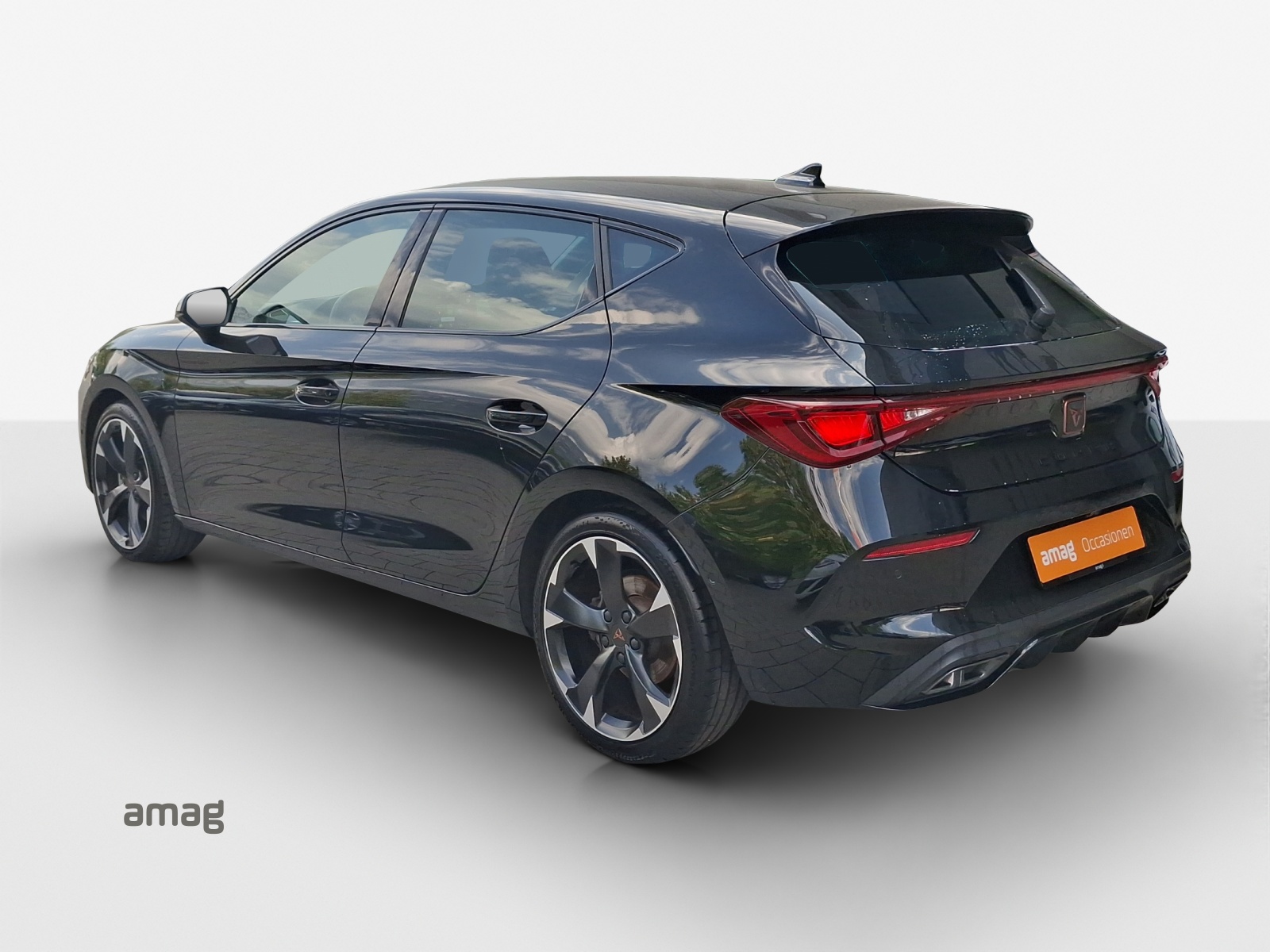 CUPRA LEON 2.0 TSI Inicio DSG-image-2