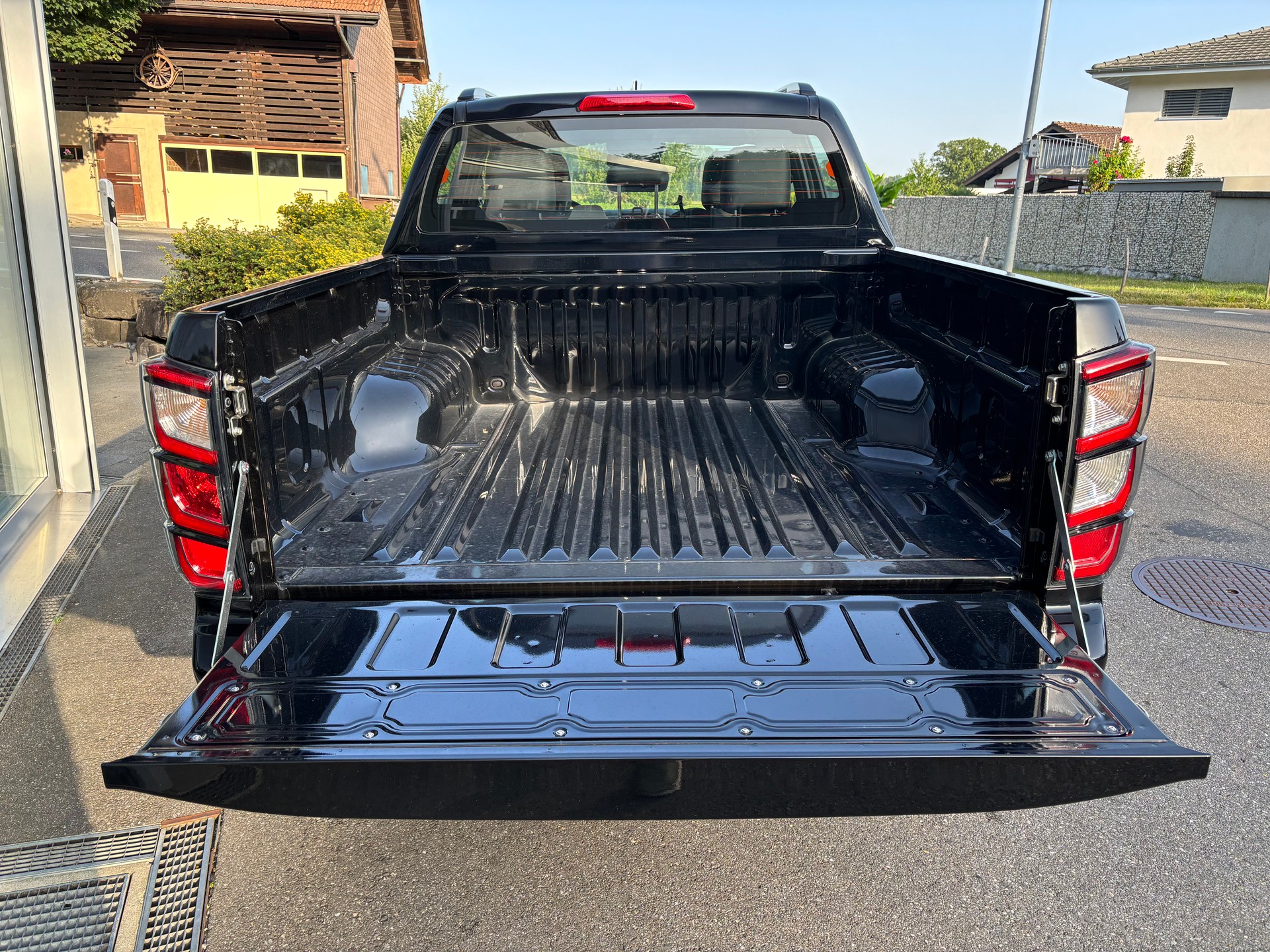 ISUZU D-MAX 1.9 CrewCab N60 Nitro Sport 4x4-image-5