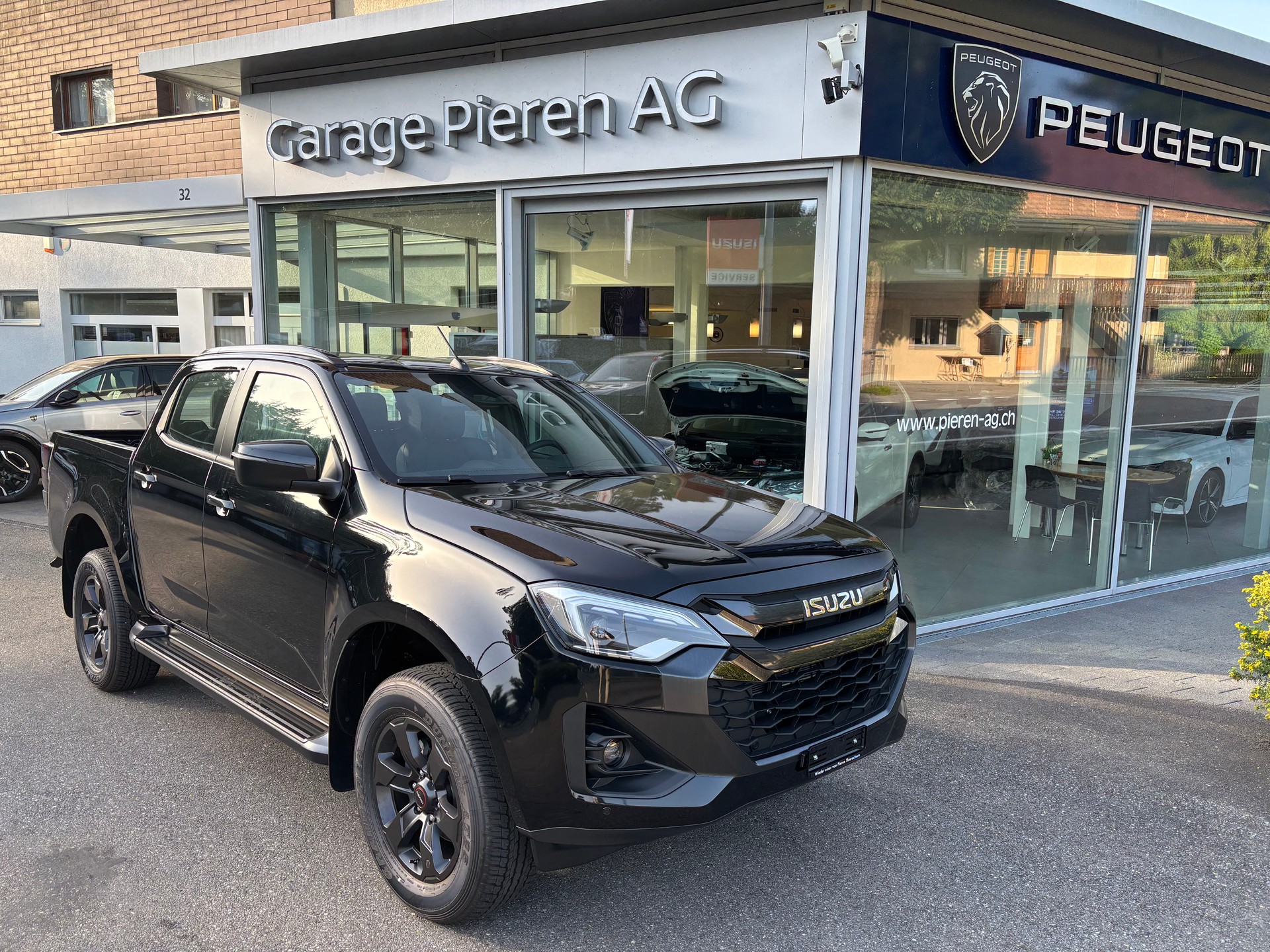 ISUZU D-MAX 1.9 CrewCab N60 Nitro Sport 4x4-image-0